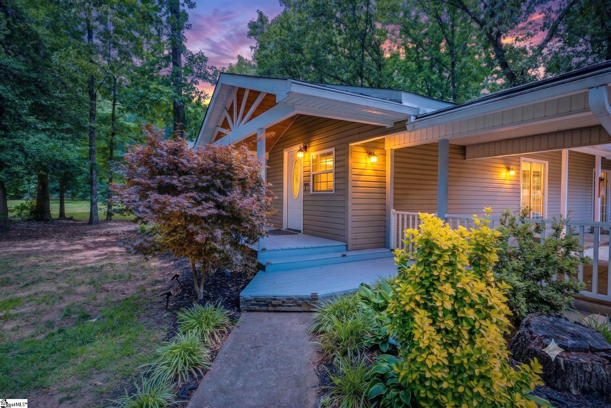 6 Woodharbor Drive Taylors, SC 29687