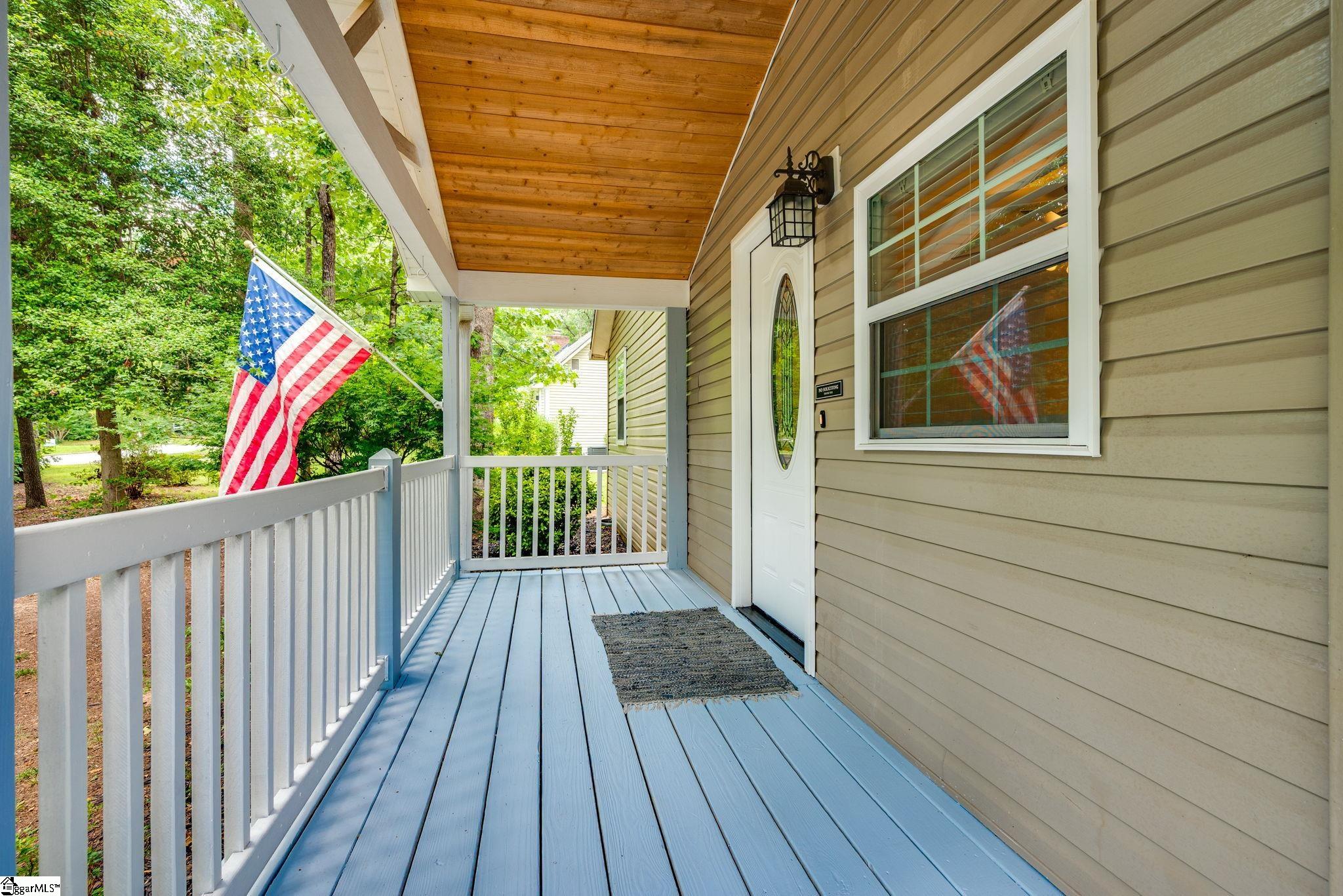 6 Woodharbor Drive Taylors, SC 29687