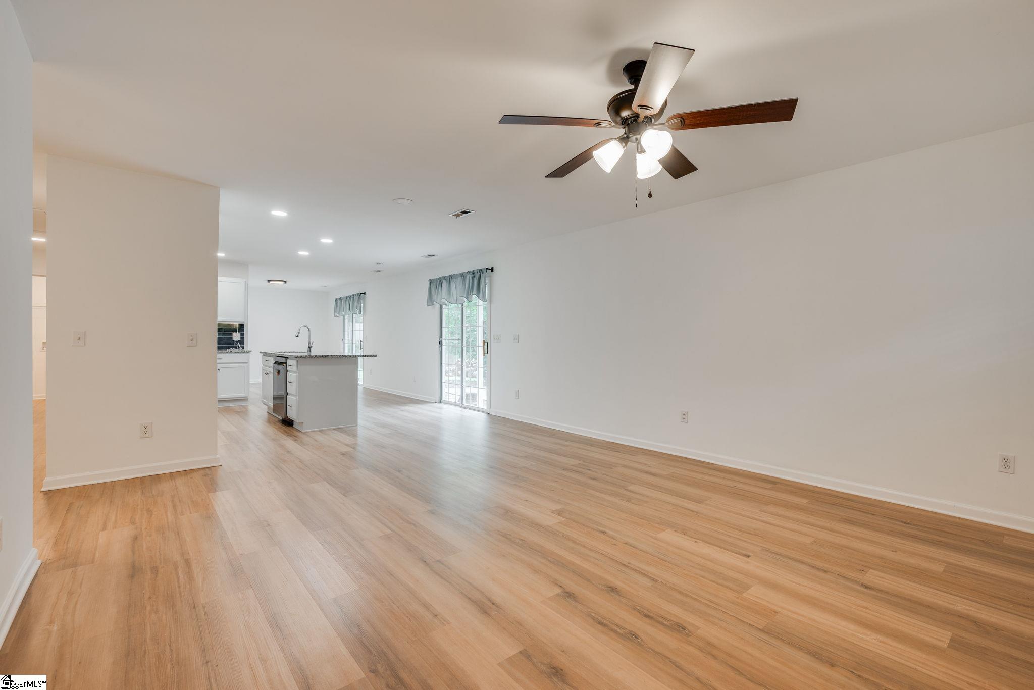 6 Woodharbor Drive Taylors, SC 29687