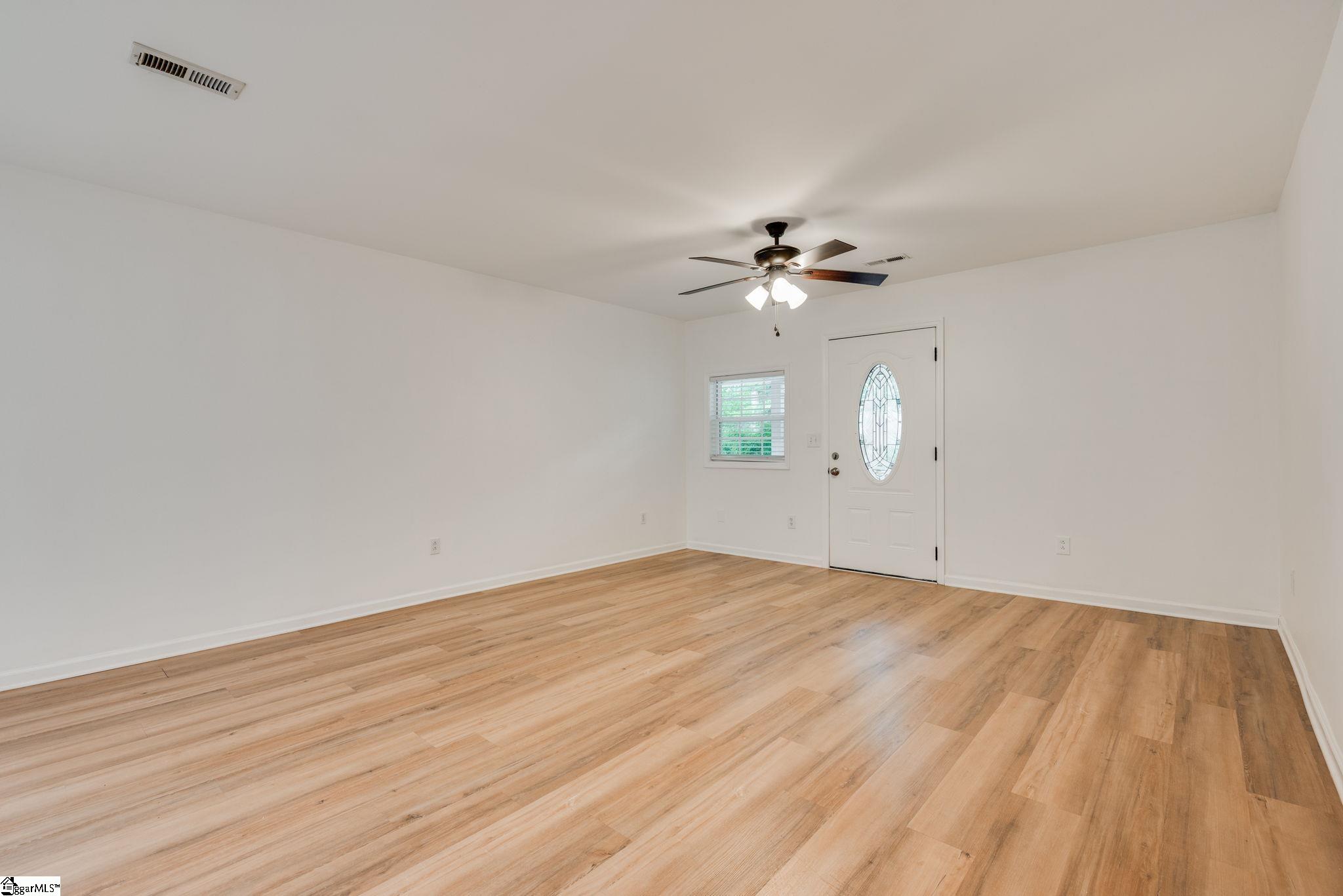 6 Woodharbor Drive Taylors, SC 29687