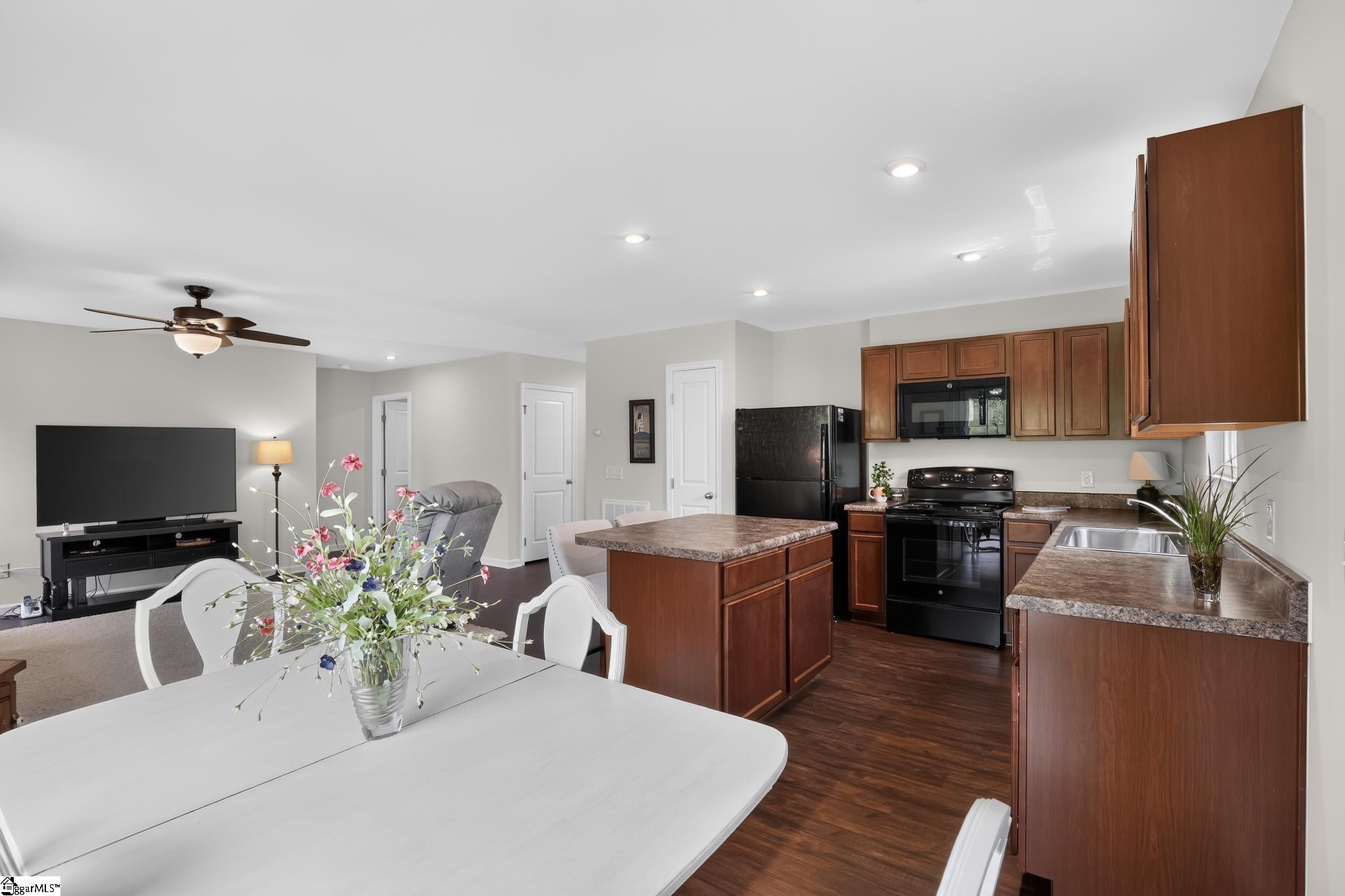 744 Parkside Drive Woodruff, SC 29388