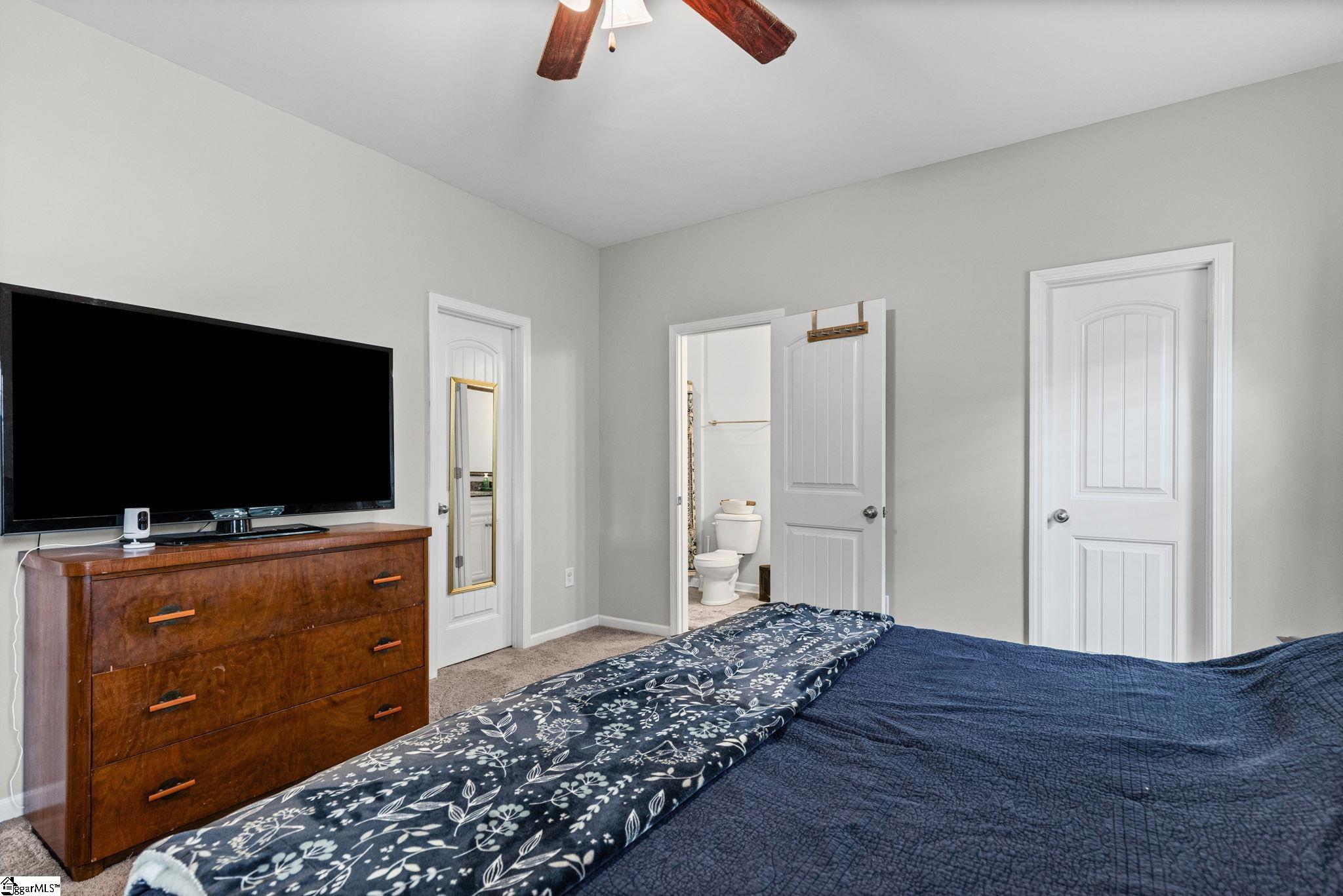 102 Dunsborough Drive Simpsonville, SC 29680