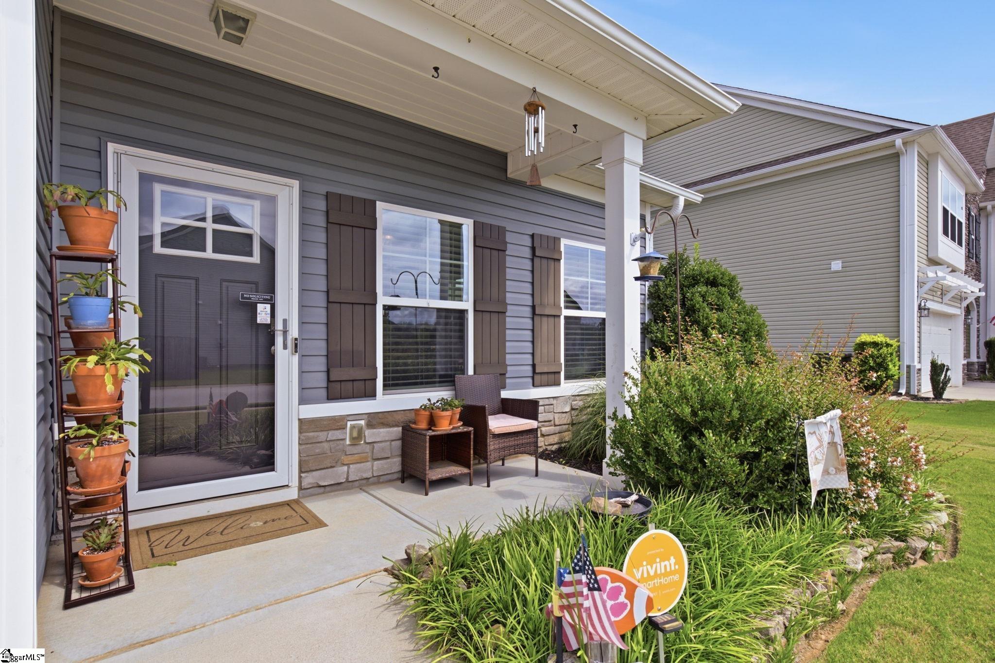 102 Dunsborough Drive Simpsonville, SC 29680