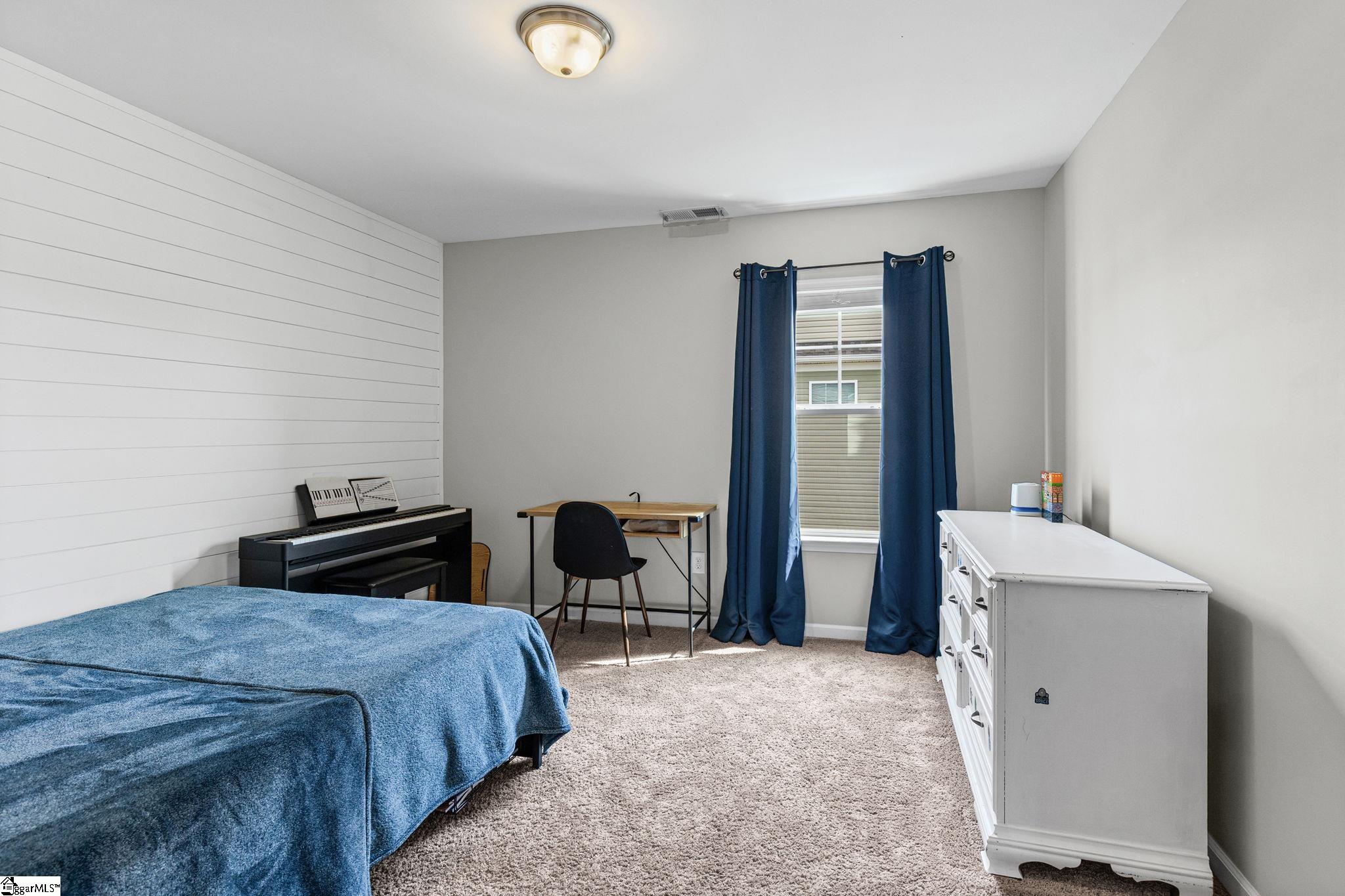 102 Dunsborough Drive Simpsonville, SC 29680