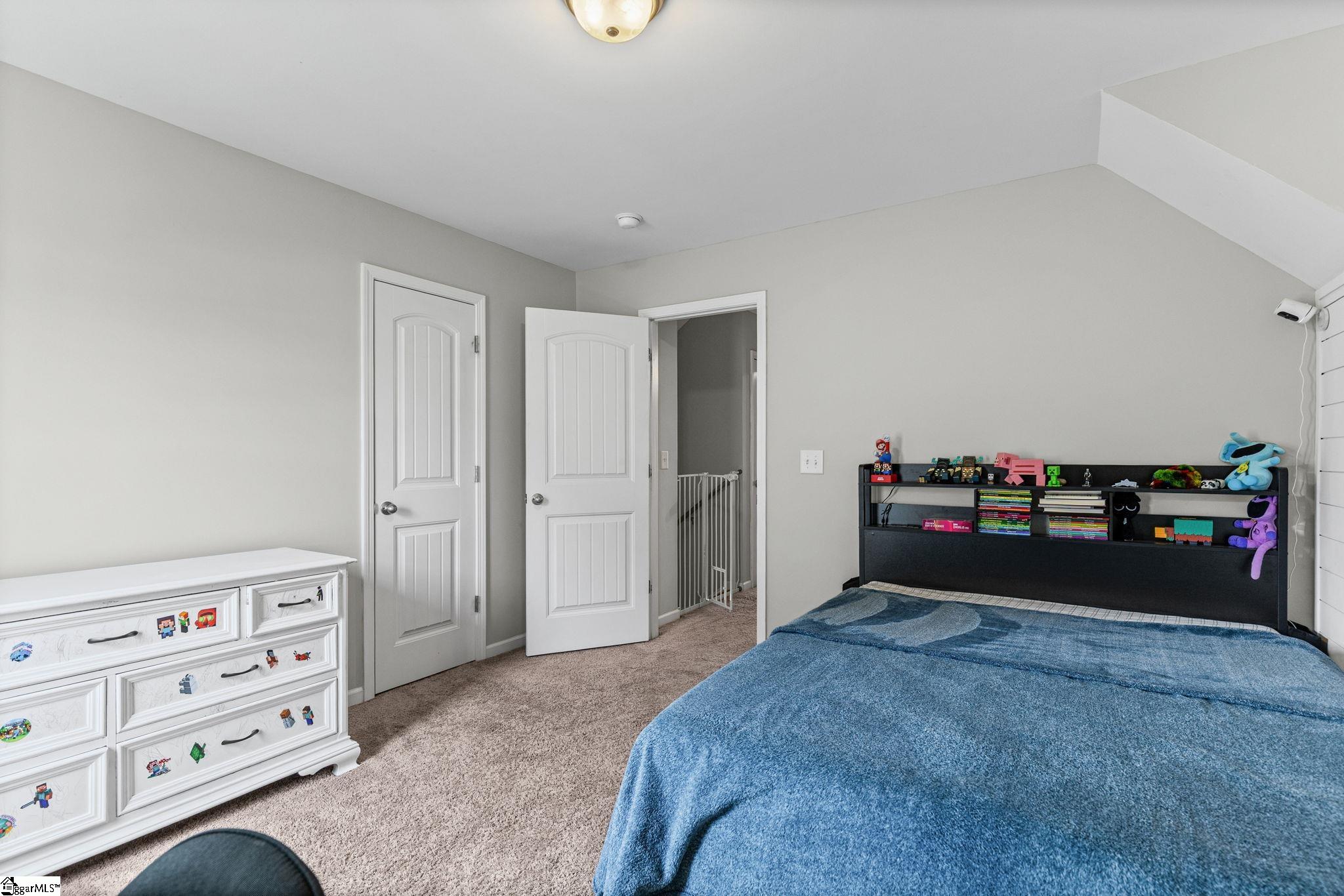 102 Dunsborough Drive Simpsonville, SC 29680