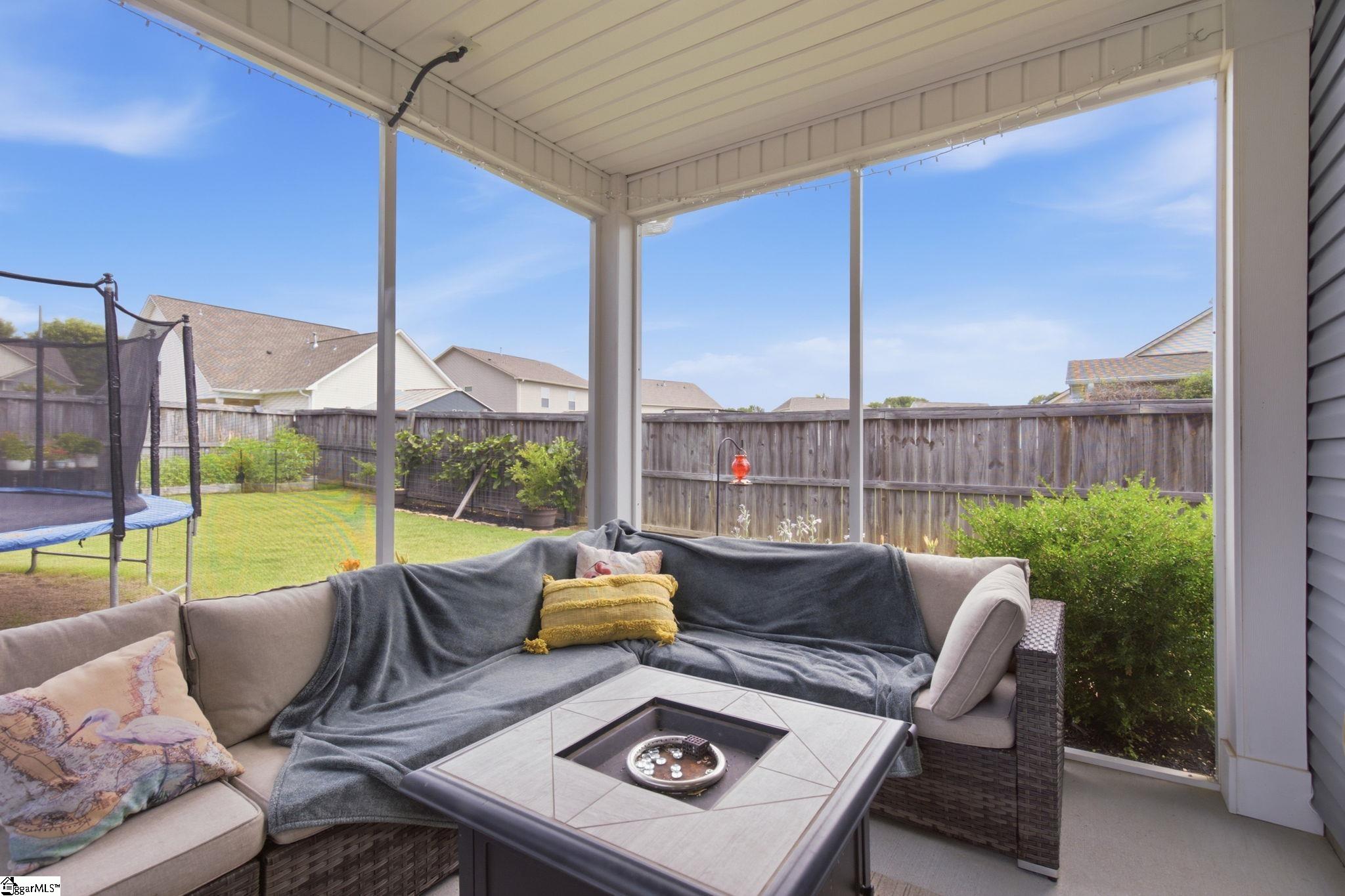 102 Dunsborough Drive Simpsonville, SC 29680