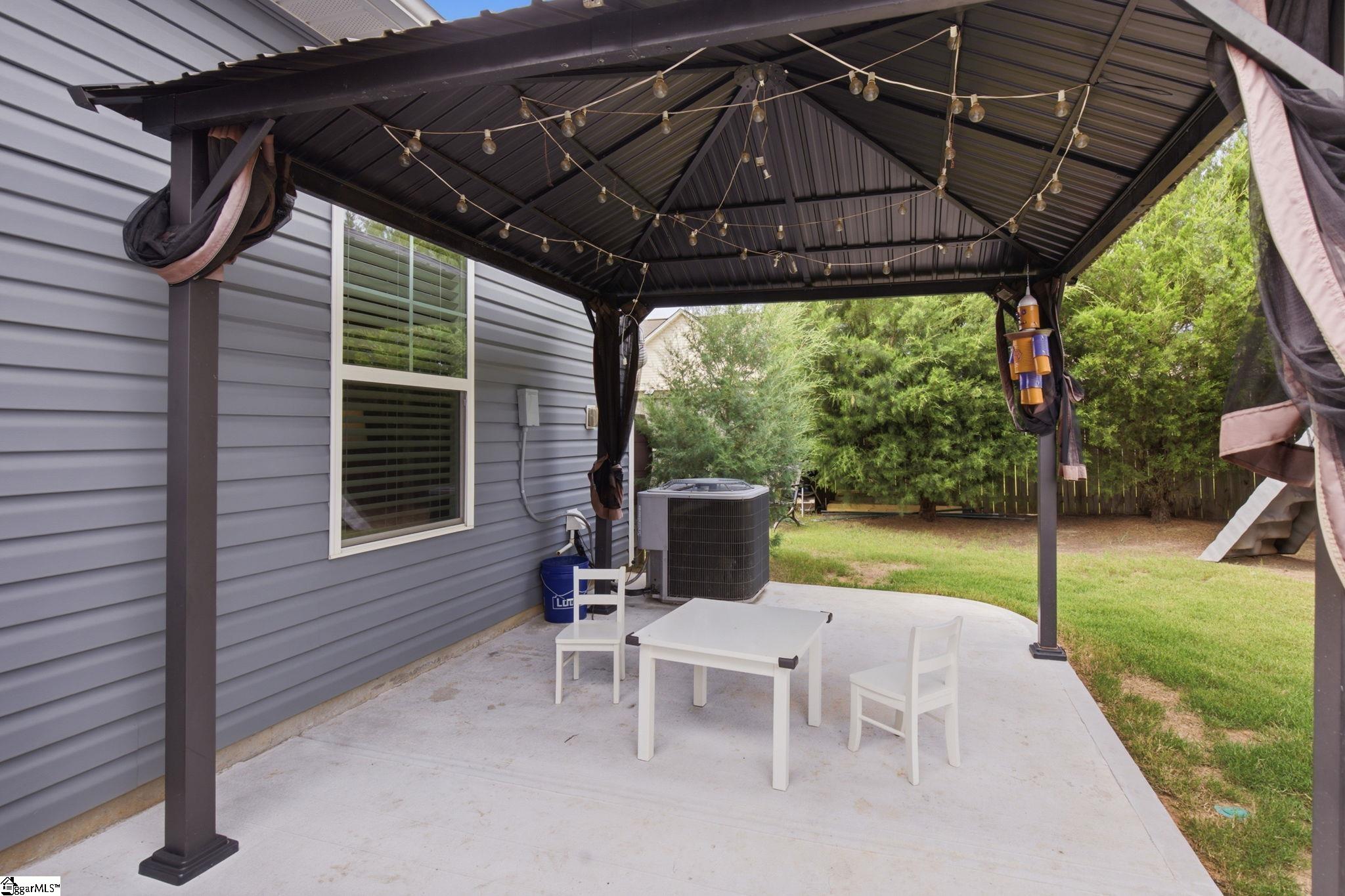102 Dunsborough Drive Simpsonville, SC 29680