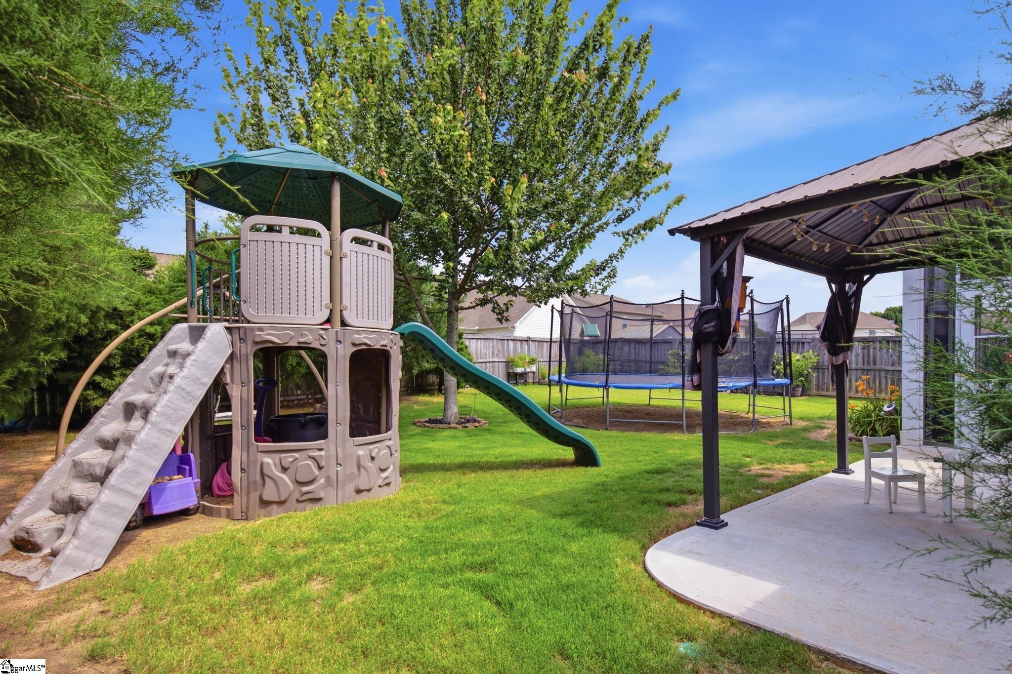 102 Dunsborough Drive Simpsonville, SC 29680
