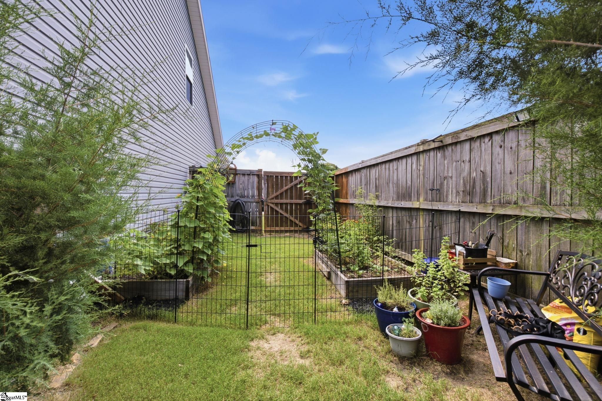 102 Dunsborough Drive Simpsonville, SC 29680