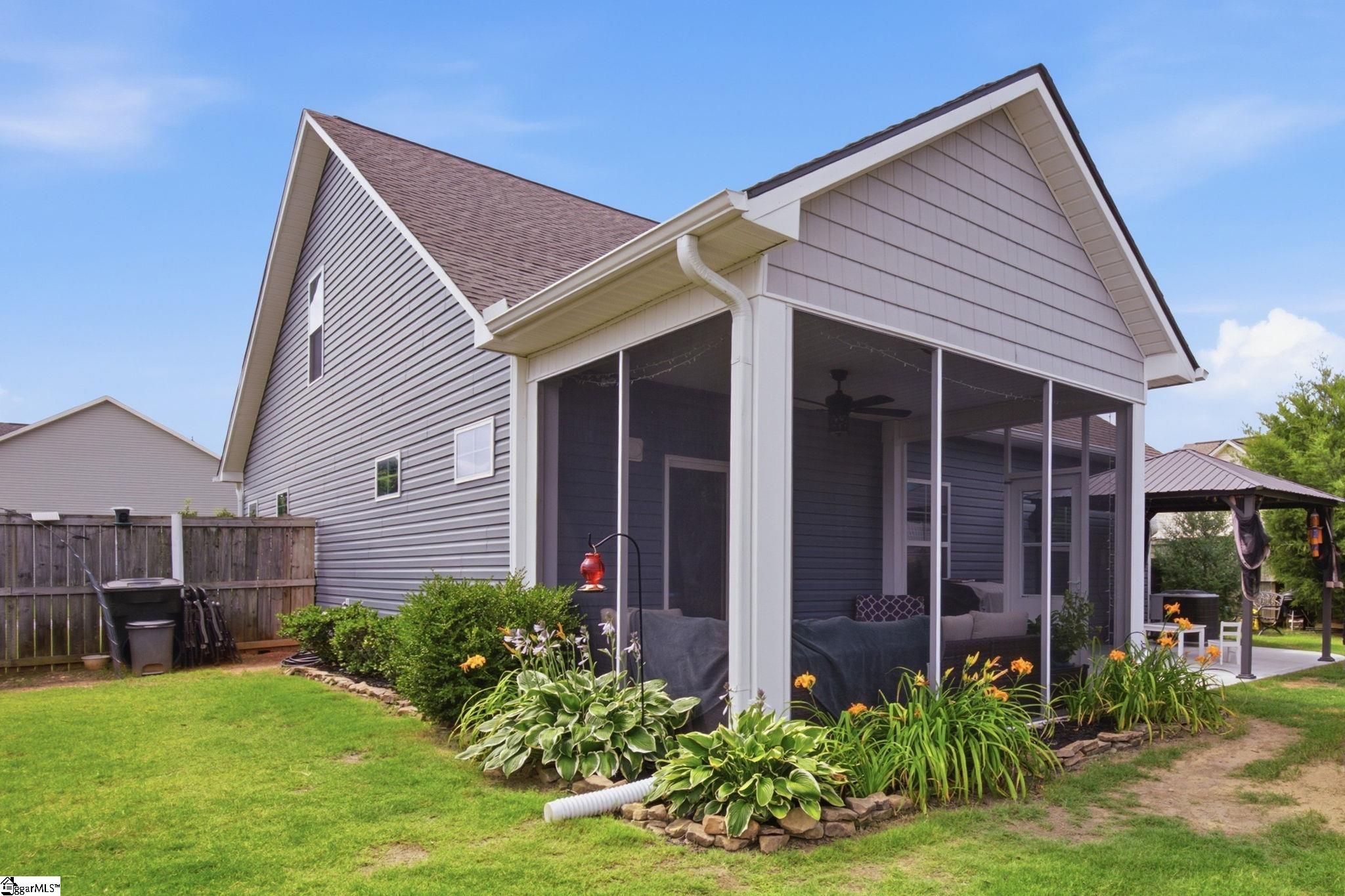 102 Dunsborough Drive Simpsonville, SC 29680