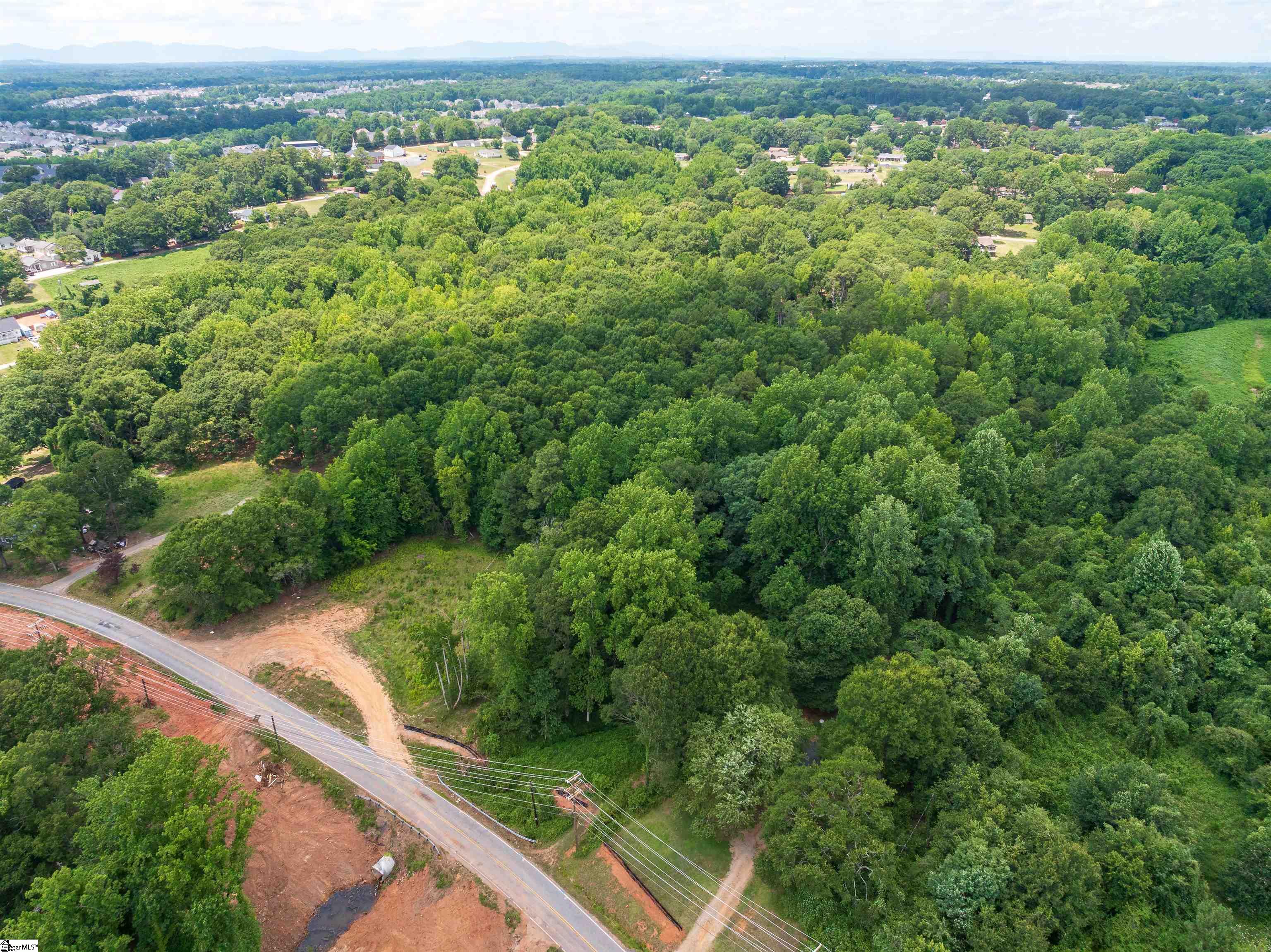 270 4th Street Boiling Springs, SC 29316