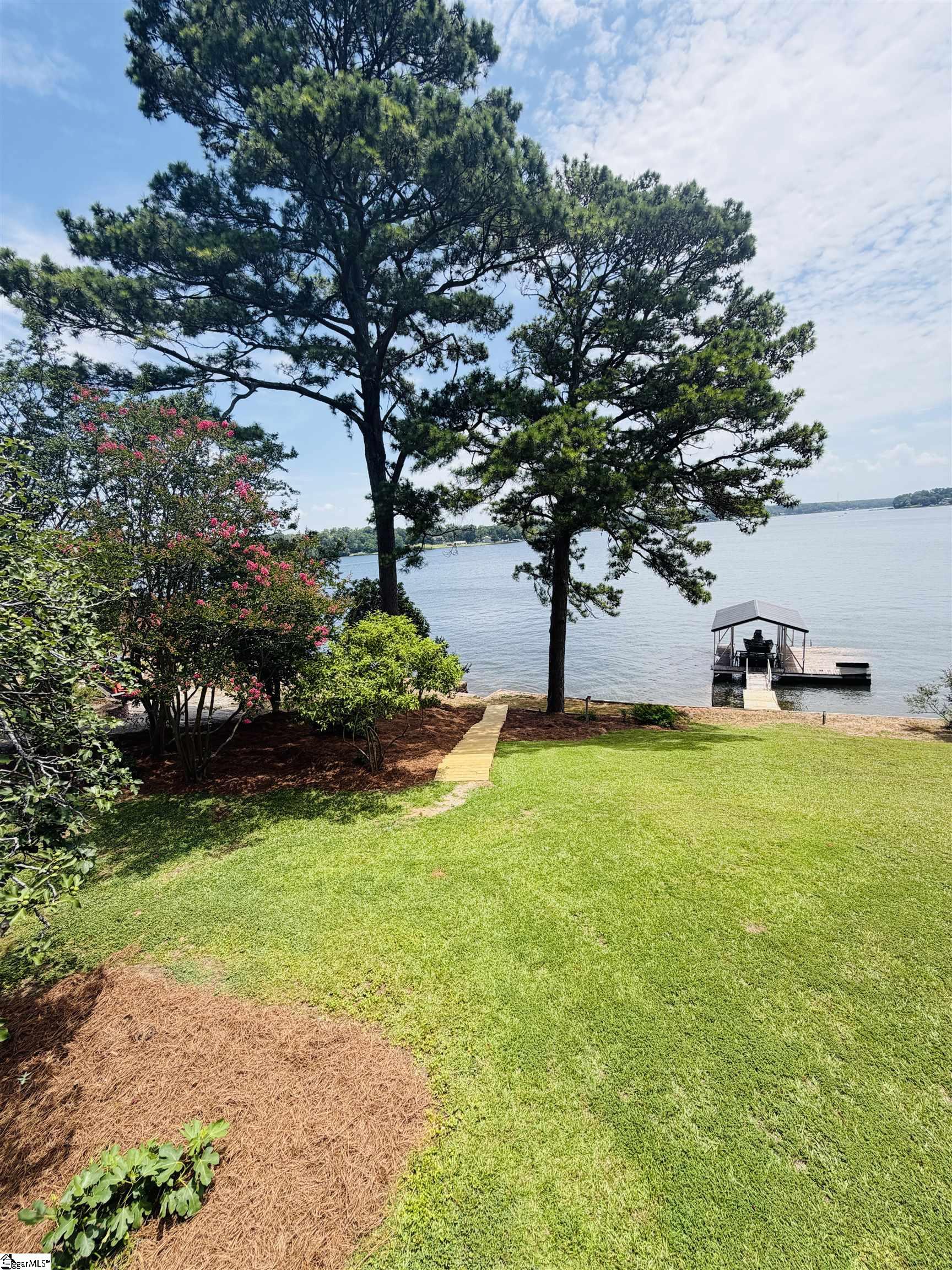 522 Sandshore Drive Greenwood, SC 29649