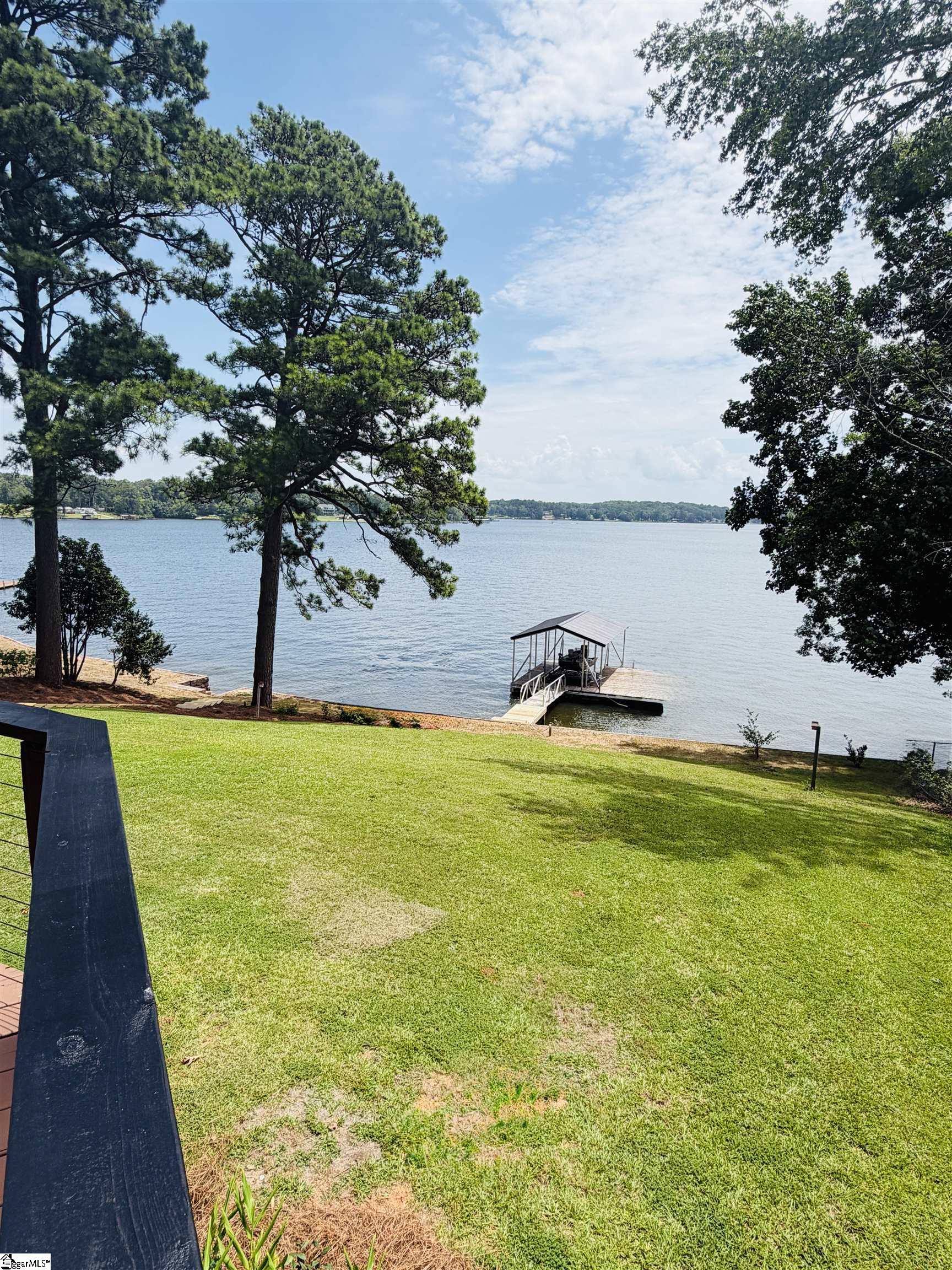 522 Sandshore Drive Greenwood, SC 29649
