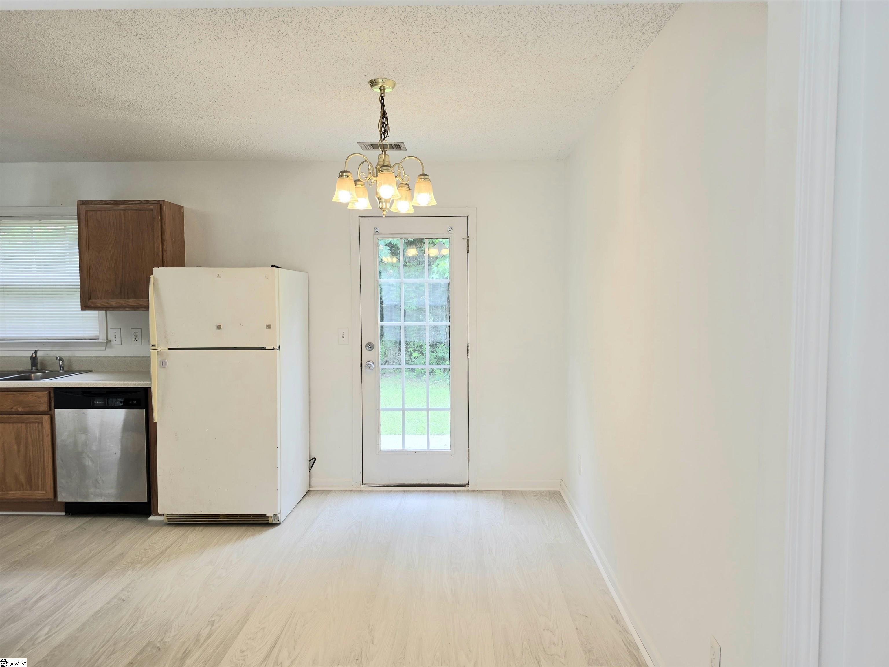 613 Golden Springs Lane Liberty, SC 29657-3321
