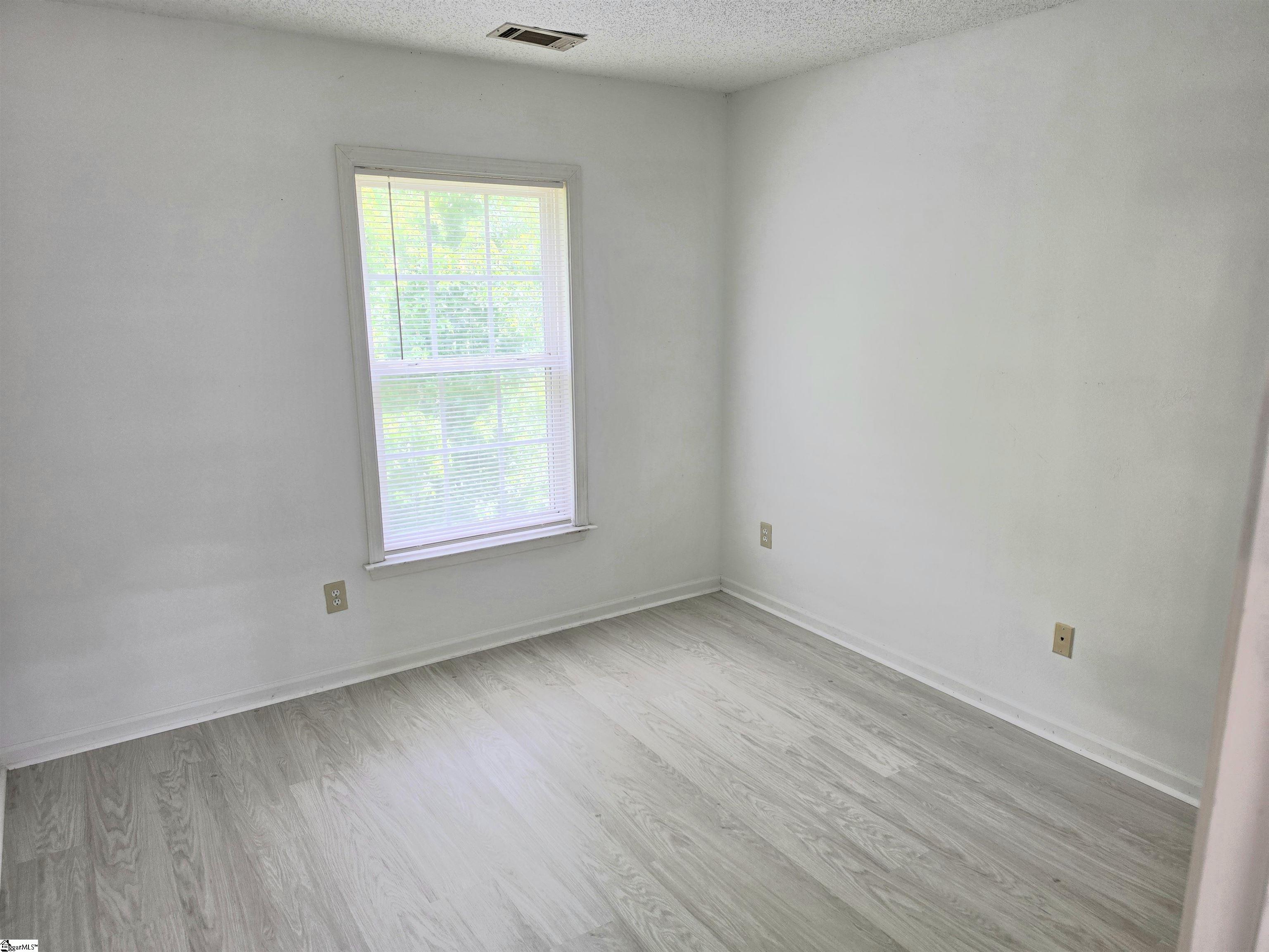 613 Golden Springs Lane Liberty, SC 29657-3321
