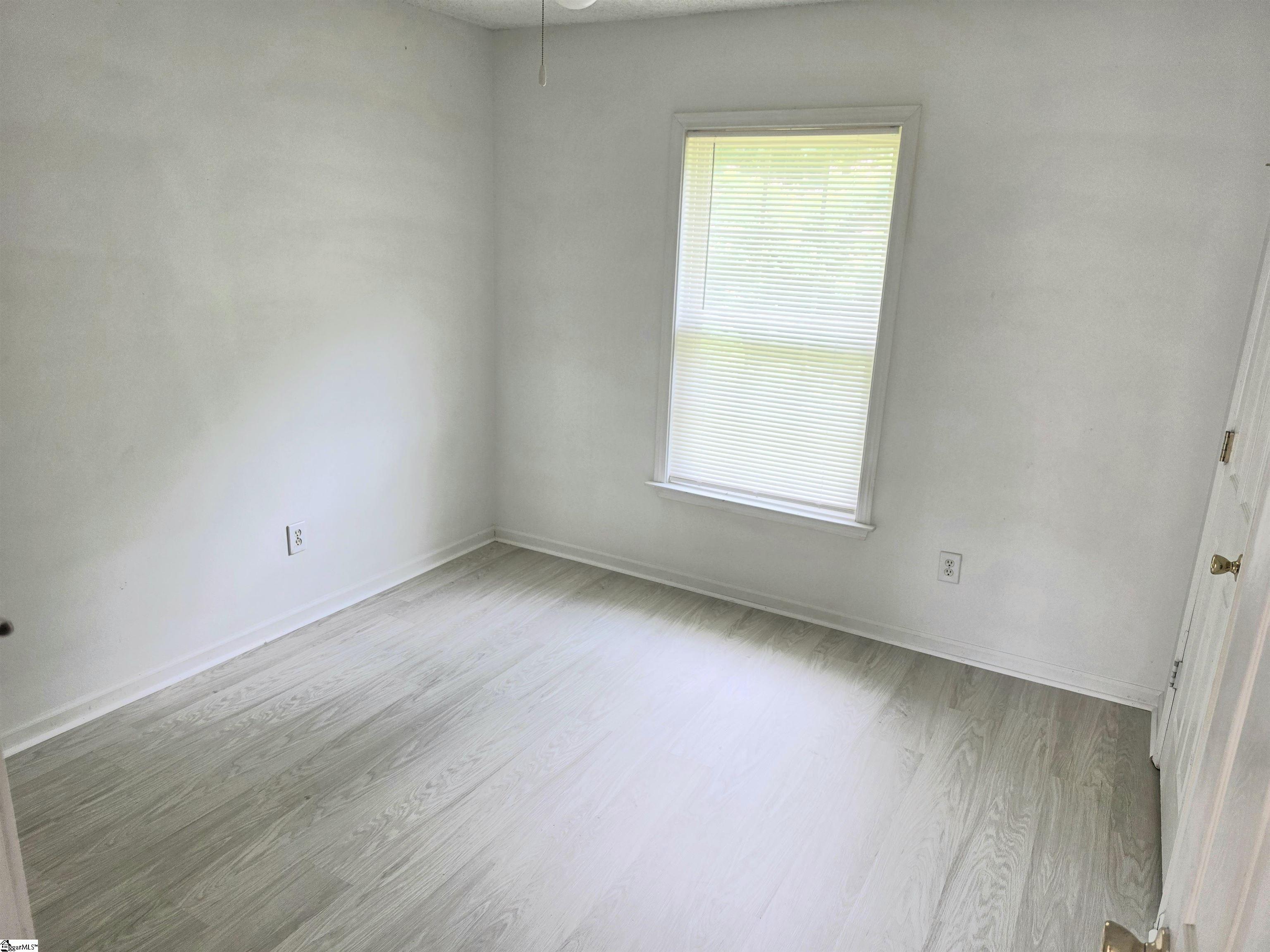 613 Golden Springs Lane Liberty, SC 29657-3321