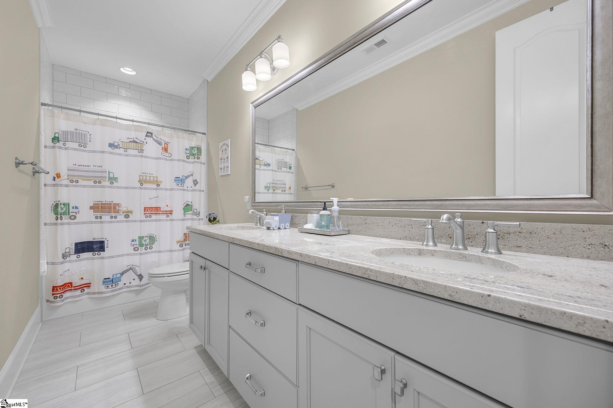 20 Parkins Oak Court Greenville, SC 29607
