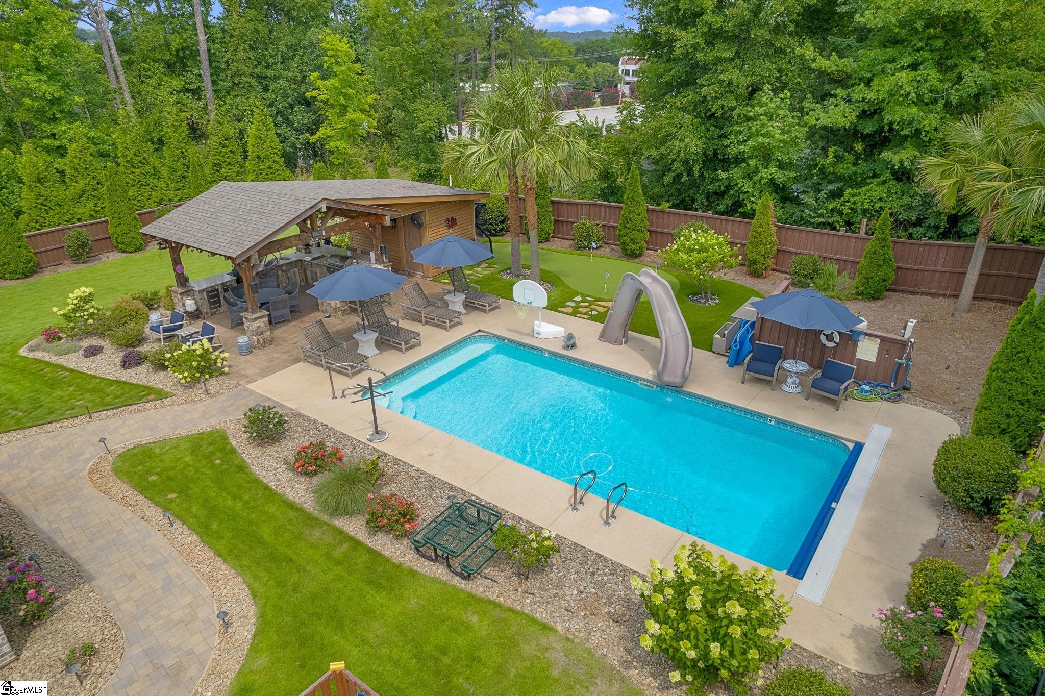 20 Parkins Oak Court Greenville, SC 29607