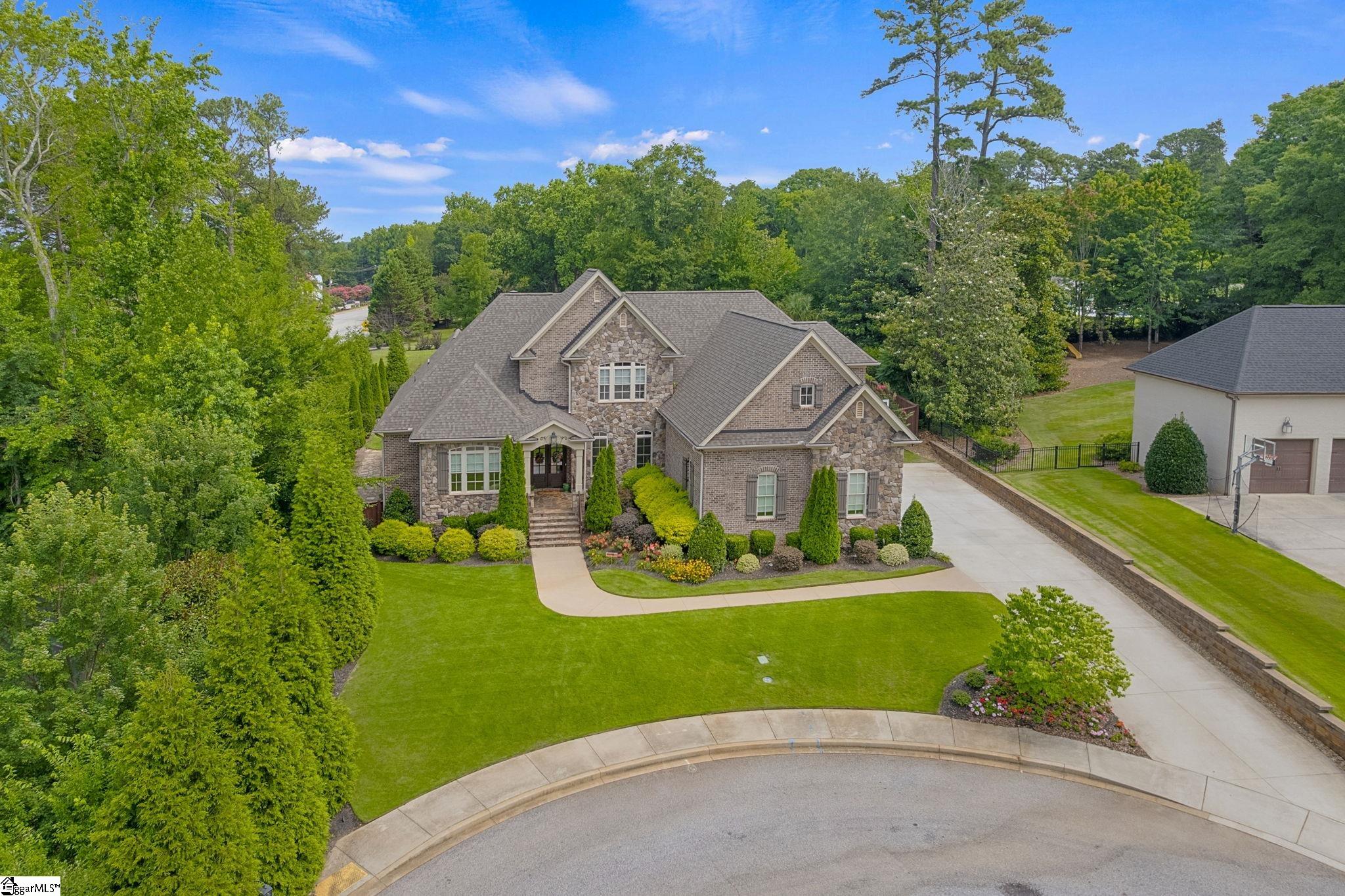 20 Parkins Oak Court Greenville, SC 29607