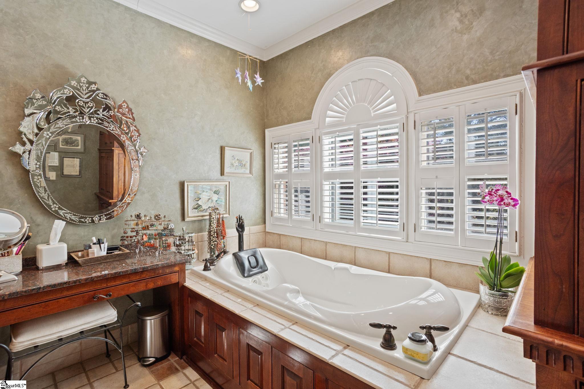 208 Holland Road Simpsonville, SC 29681
