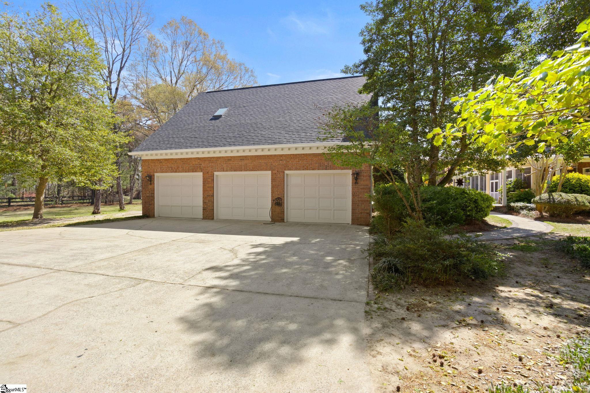 208 Holland Road Simpsonville, SC 29681