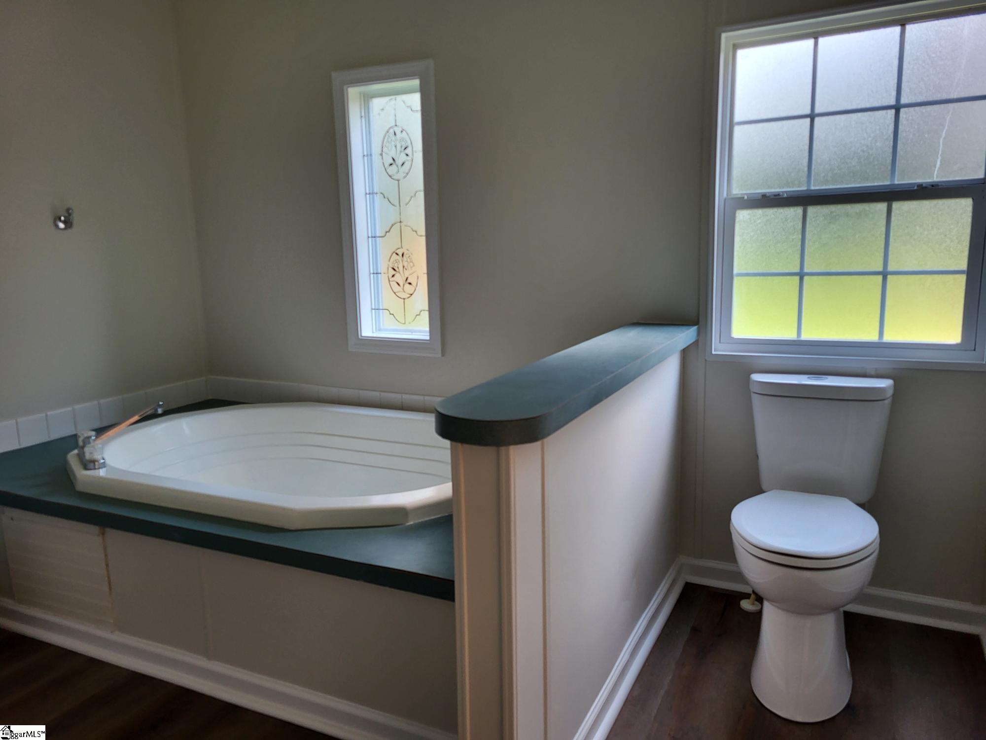 125 Oldfield Circle Williamston, SC 29697-3604