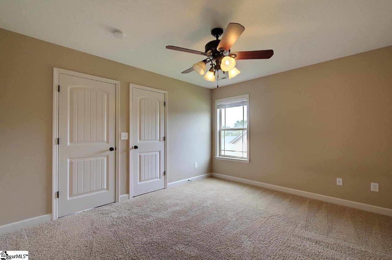 411 Shoreline Boulevard Boiling Springs, SC 29316
