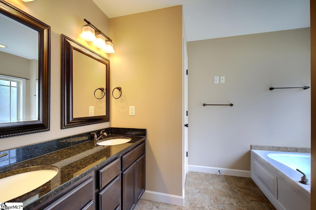 411 Shoreline Boulevard Boiling Springs, SC 29316