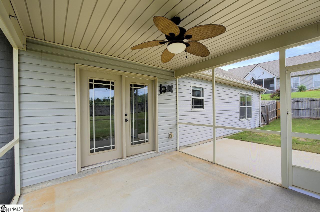 411 Shoreline Boulevard Boiling Springs, SC 29316