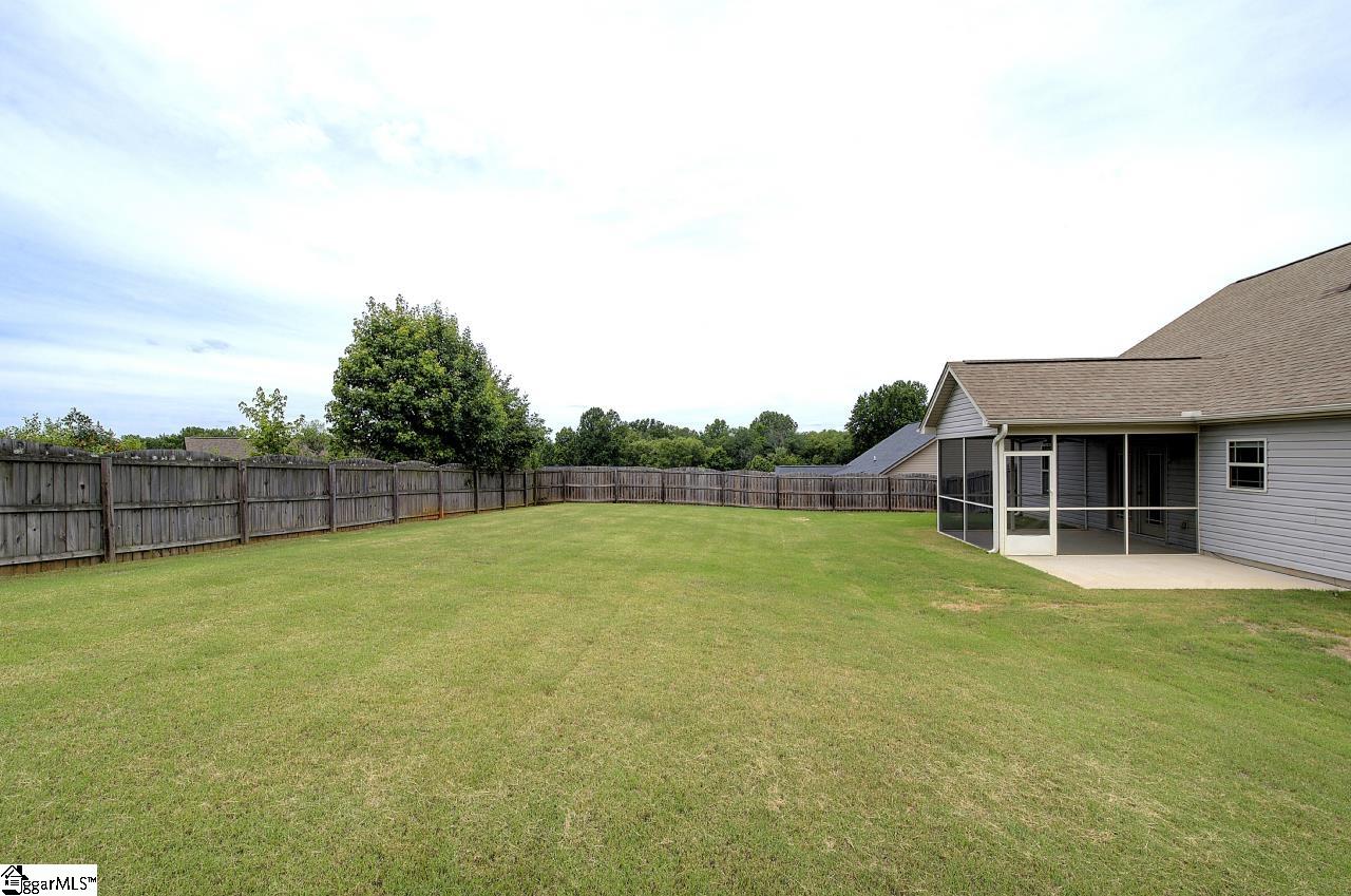 411 Shoreline Boulevard Boiling Springs, SC 29316