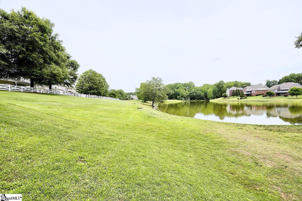 411 Shoreline Boulevard Boiling Springs, SC 29316