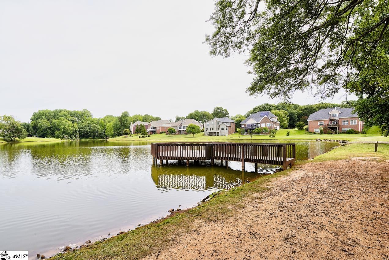 411 Shoreline Boulevard Boiling Springs, SC 29316