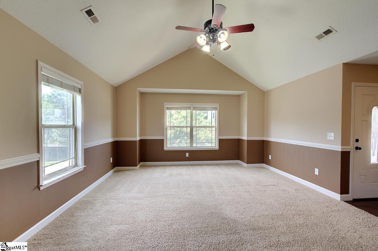 411 Shoreline Boulevard Boiling Springs, SC 29316