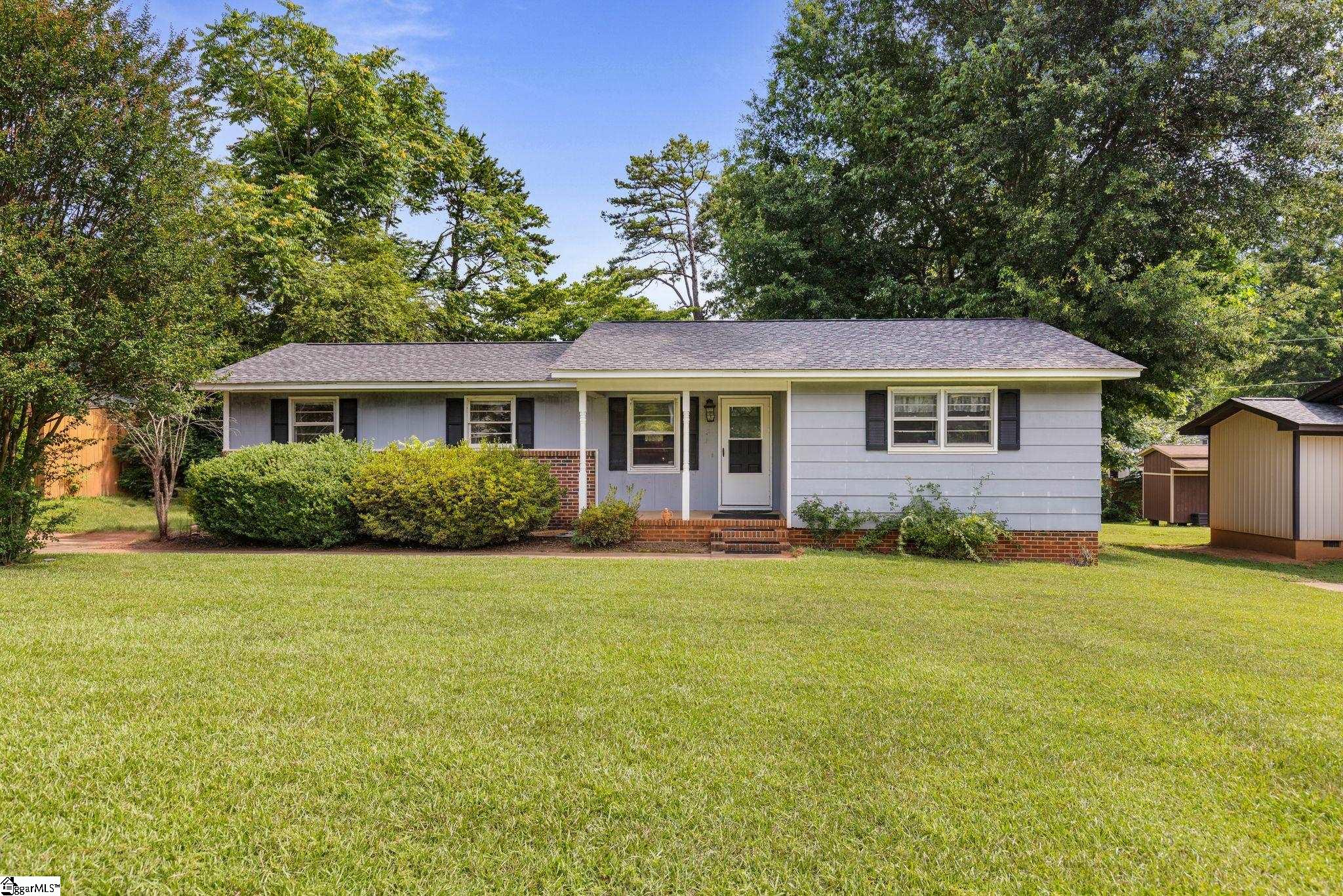111 Faunawood Drive Simpsonville, SC 29680