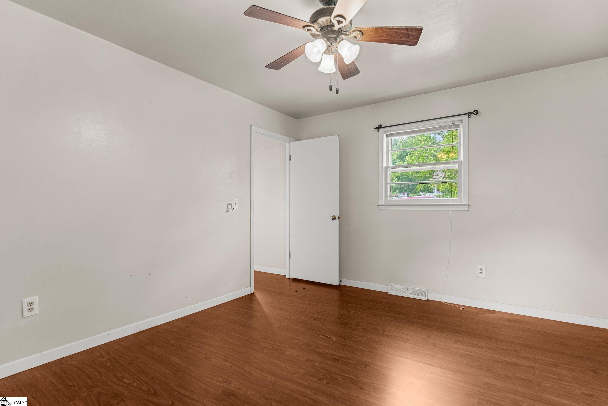 111 Faunawood Drive Simpsonville, SC 29680