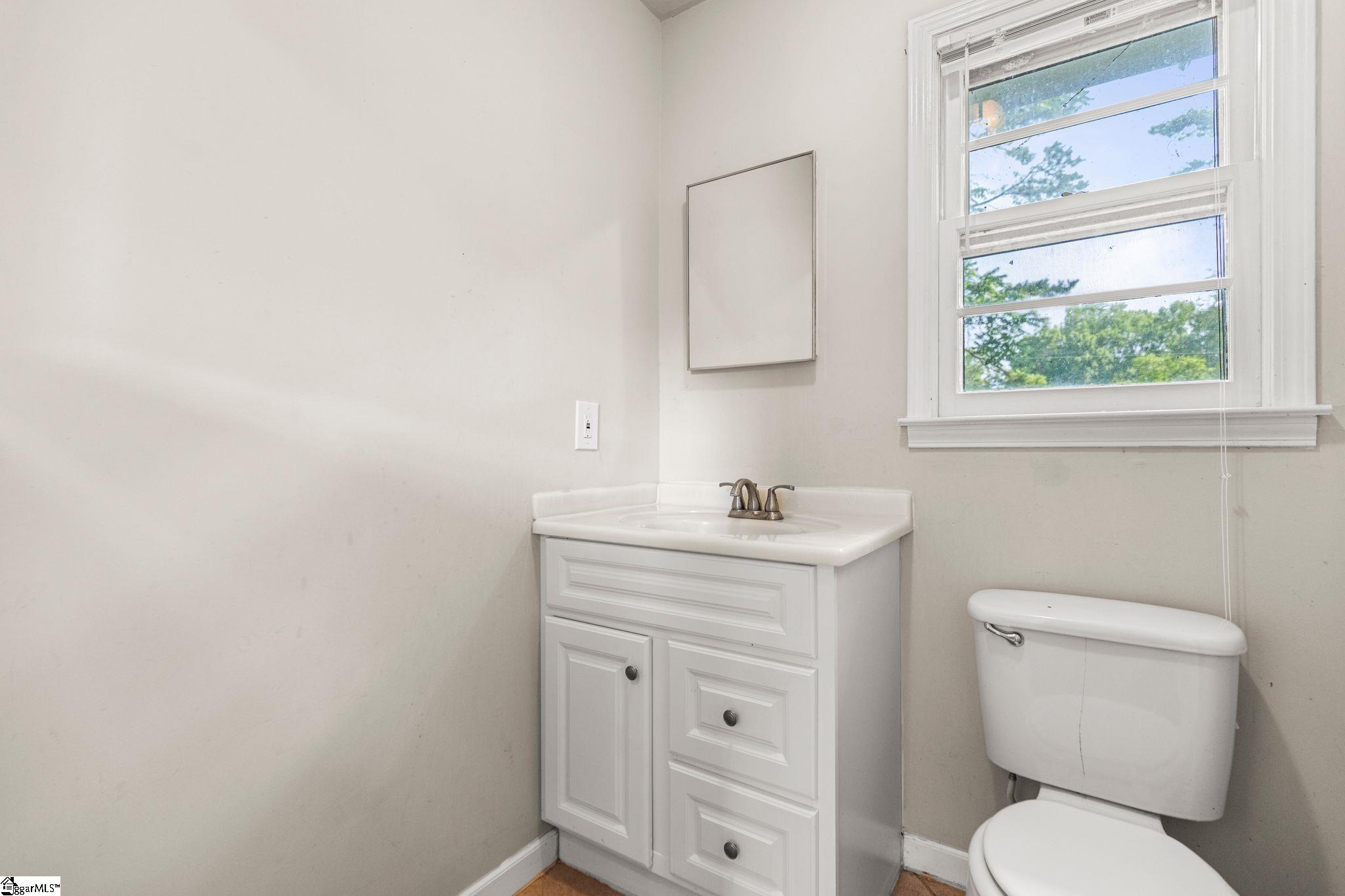 111 Faunawood Drive Simpsonville, SC 29680