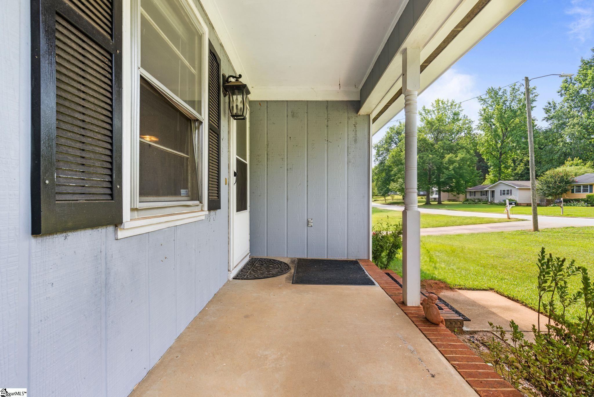 111 Faunawood Drive Simpsonville, SC 29680