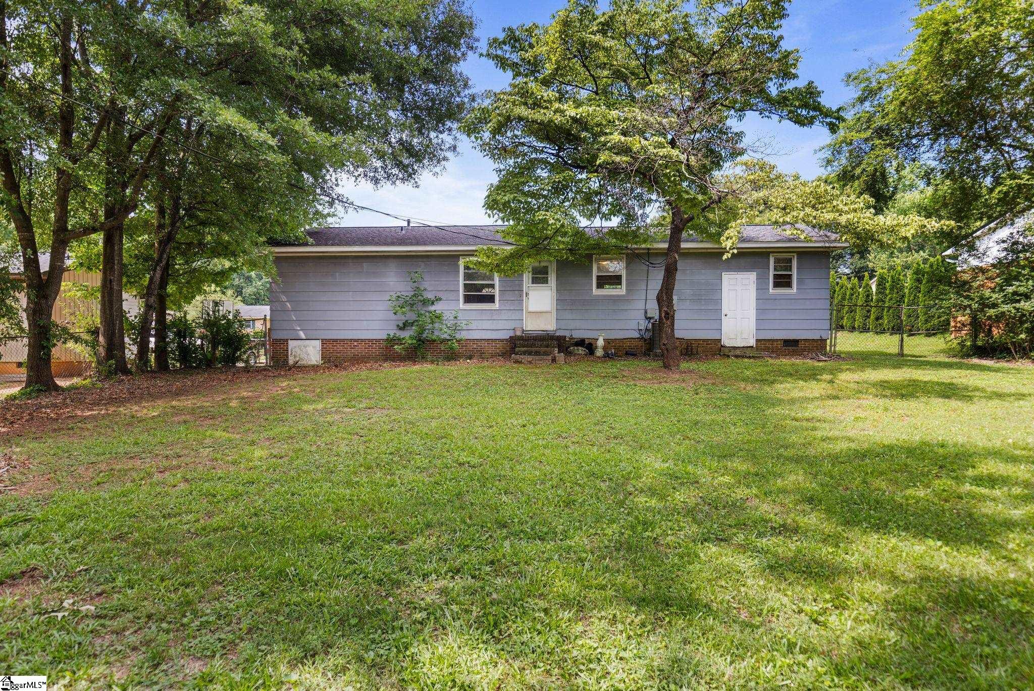 111 Faunawood Drive Simpsonville, SC 29680