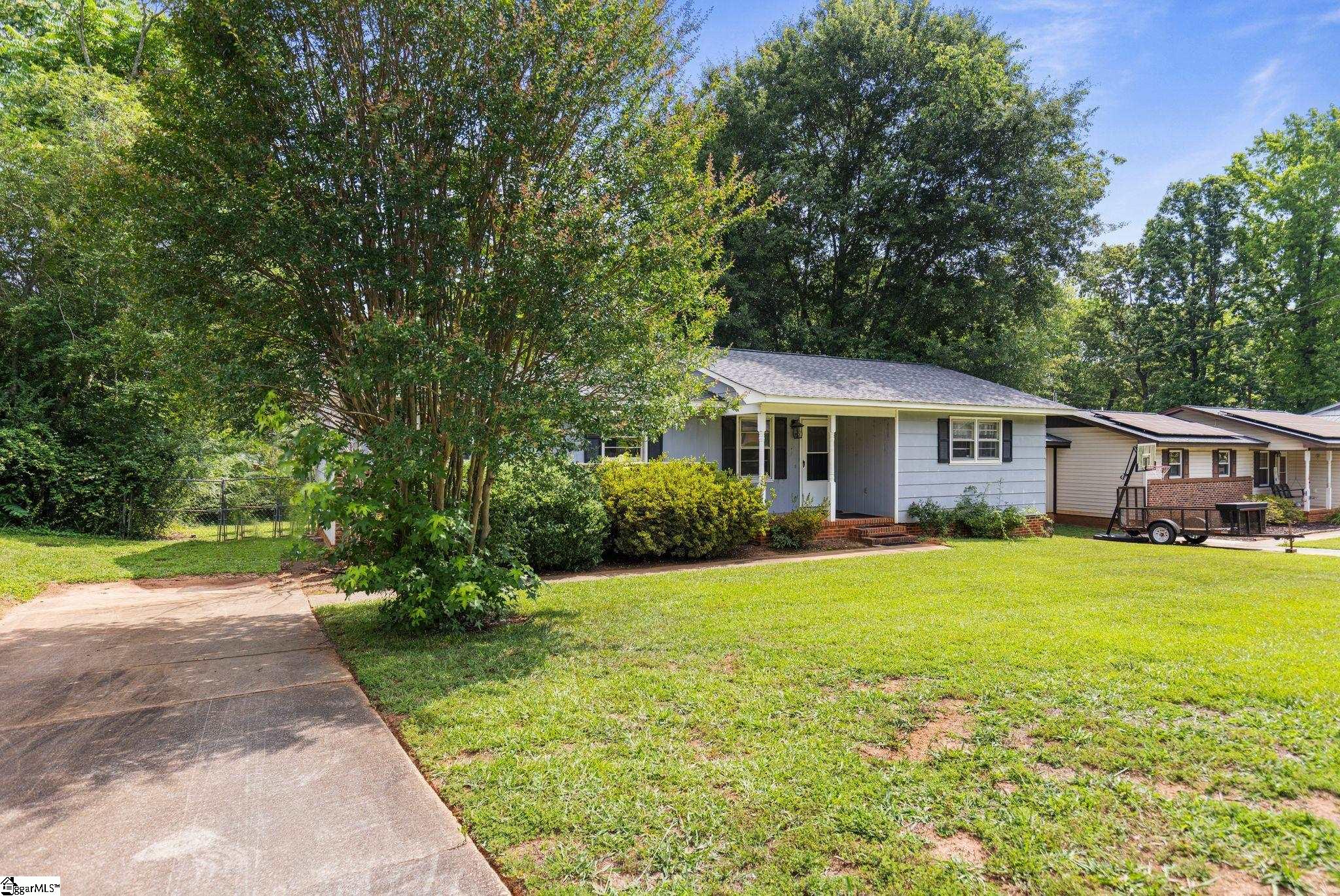 111 Faunawood Drive Simpsonville, SC 29680