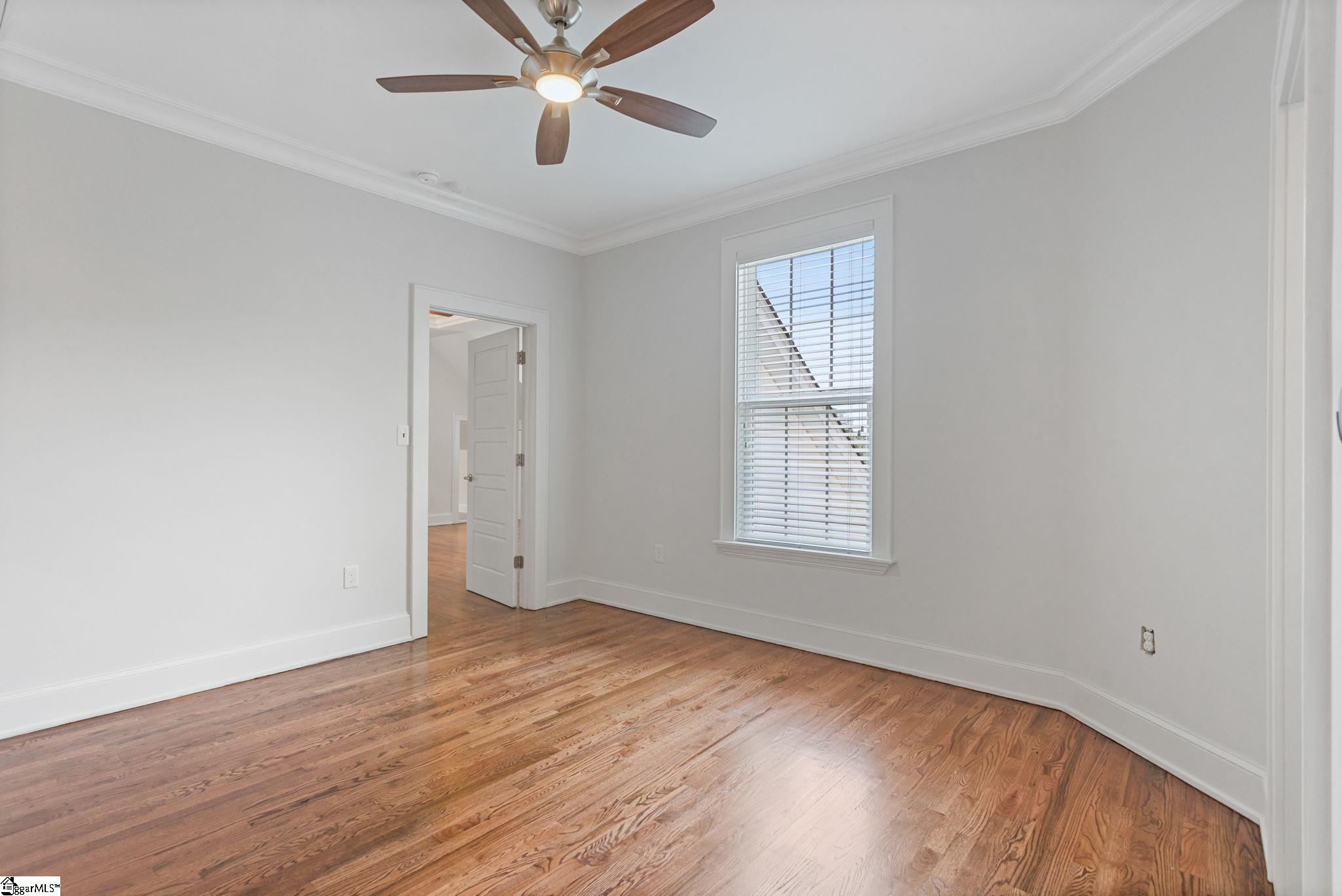 204 Crestwood Drive Greenville, SC 29609