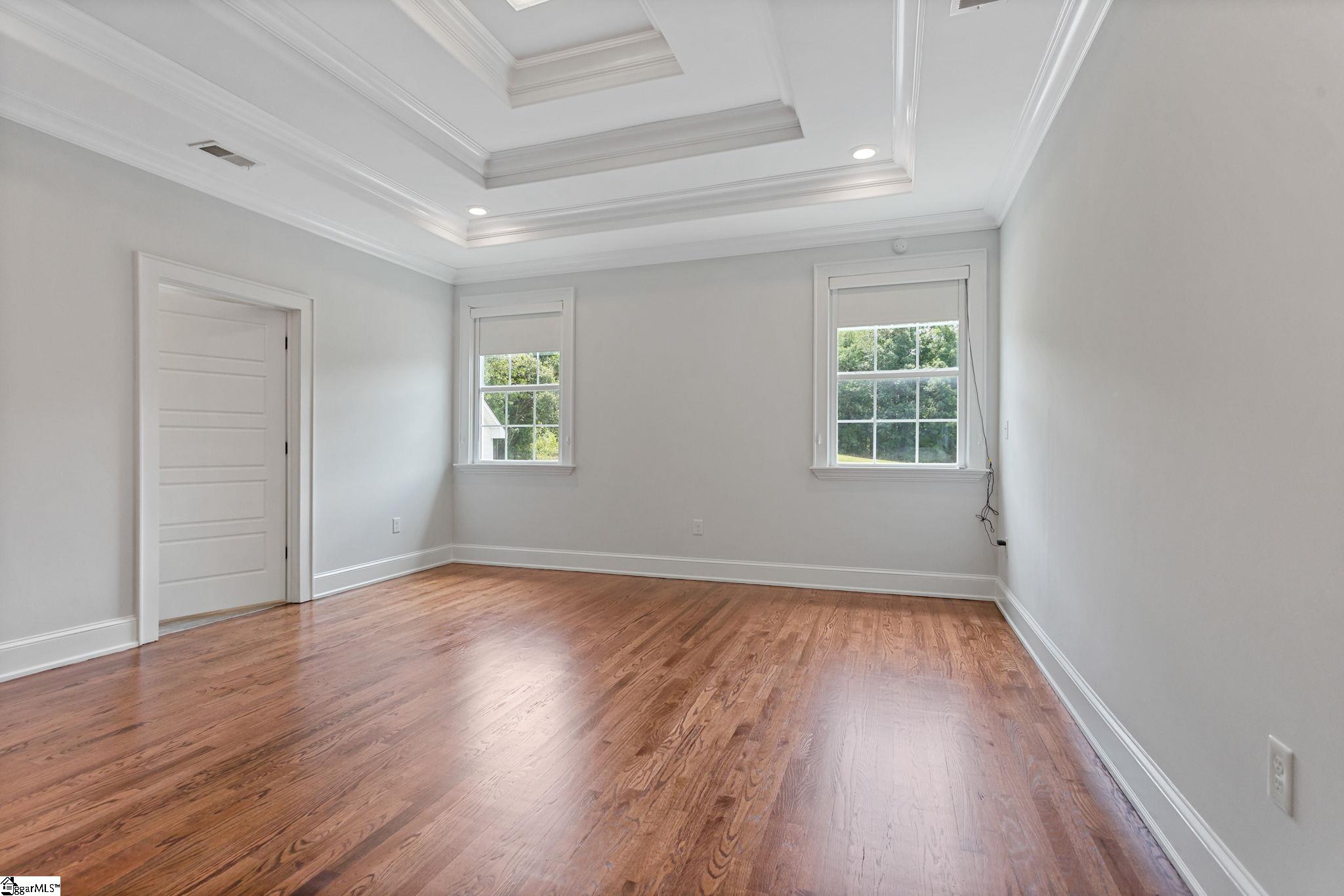 204 Crestwood Drive Greenville, SC 29609