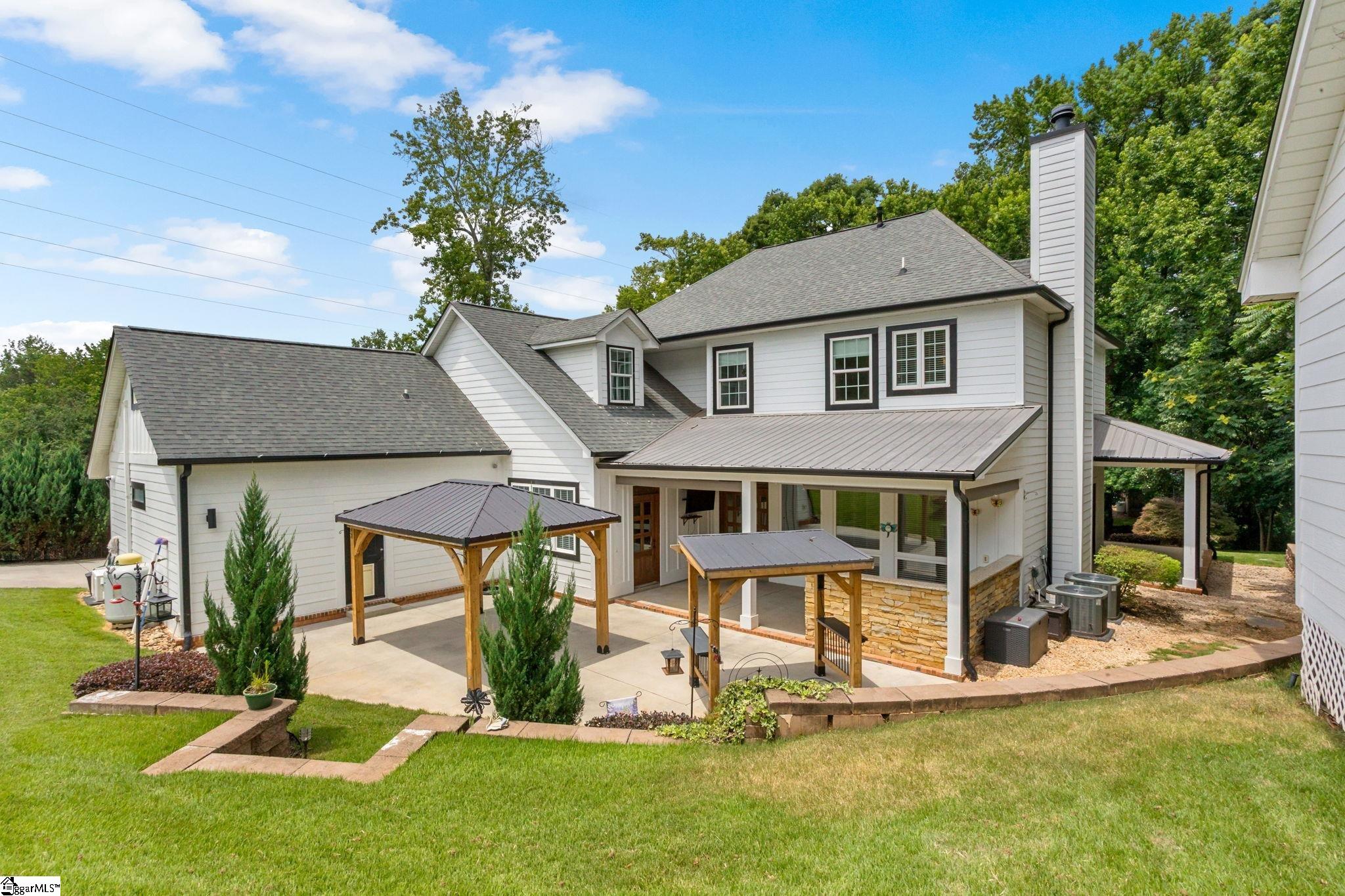204 Crestwood Drive Greenville, SC 29609