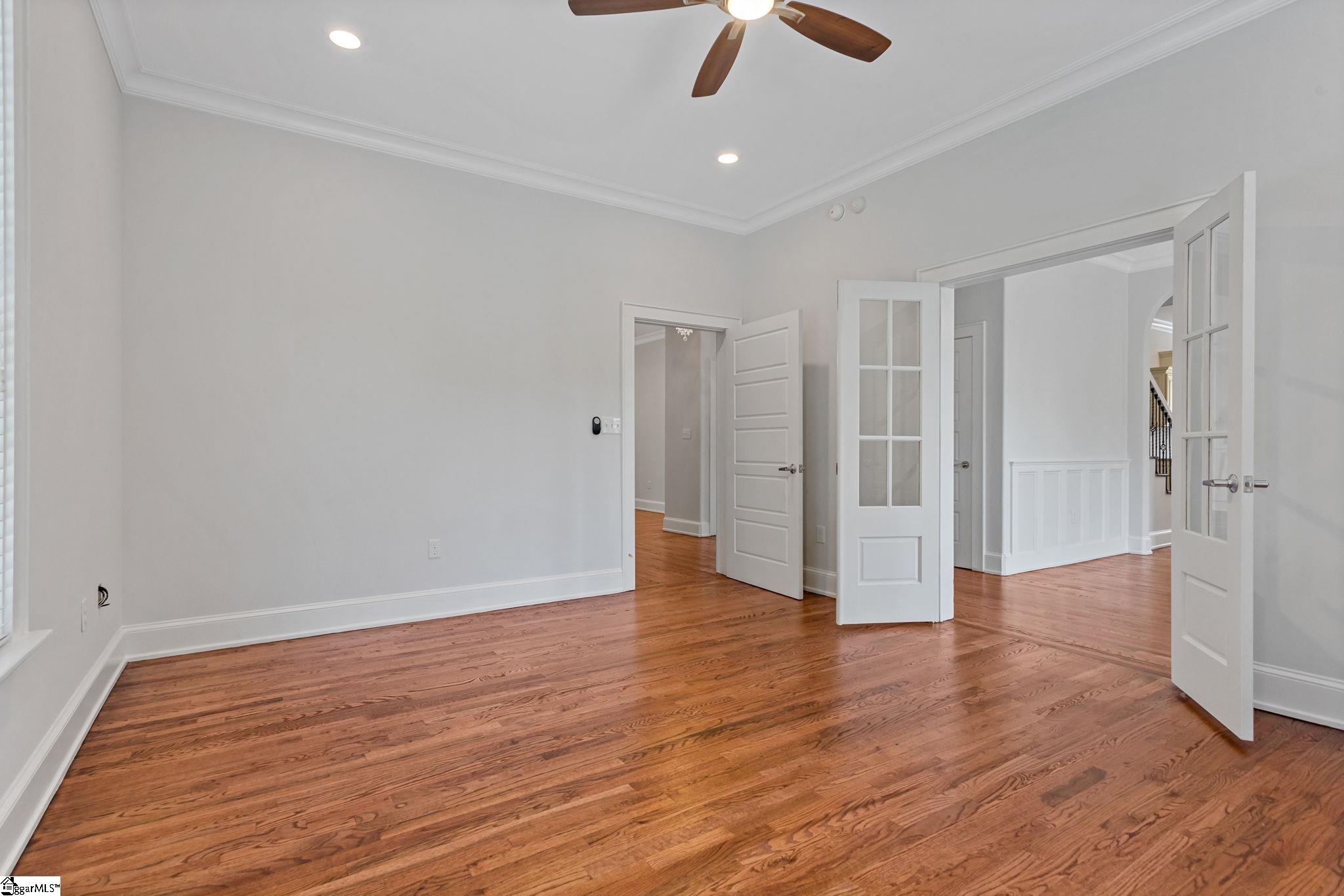 204 Crestwood Drive Greenville, SC 29609