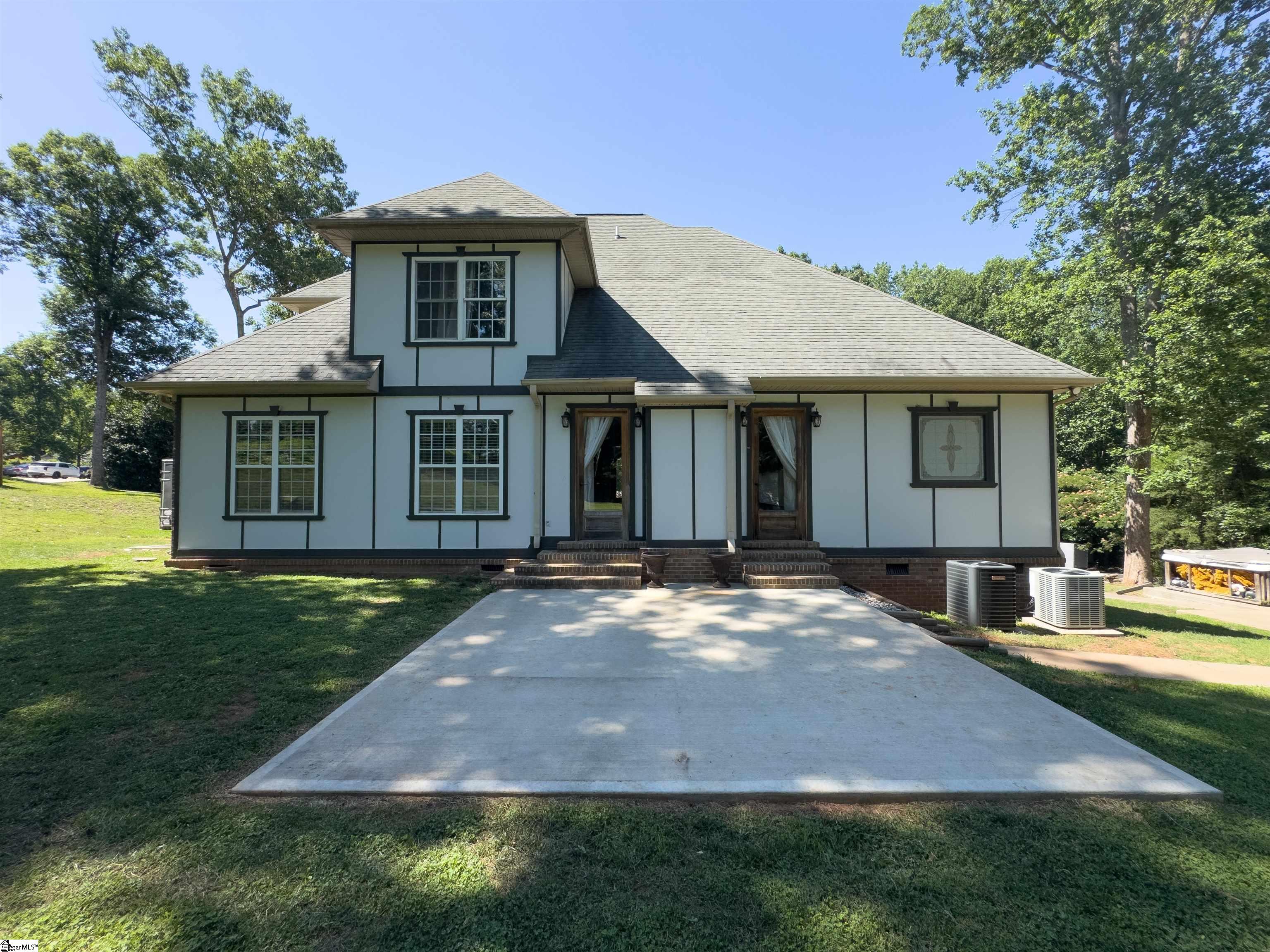 102 Point Bluff Court Inman, SC 29349