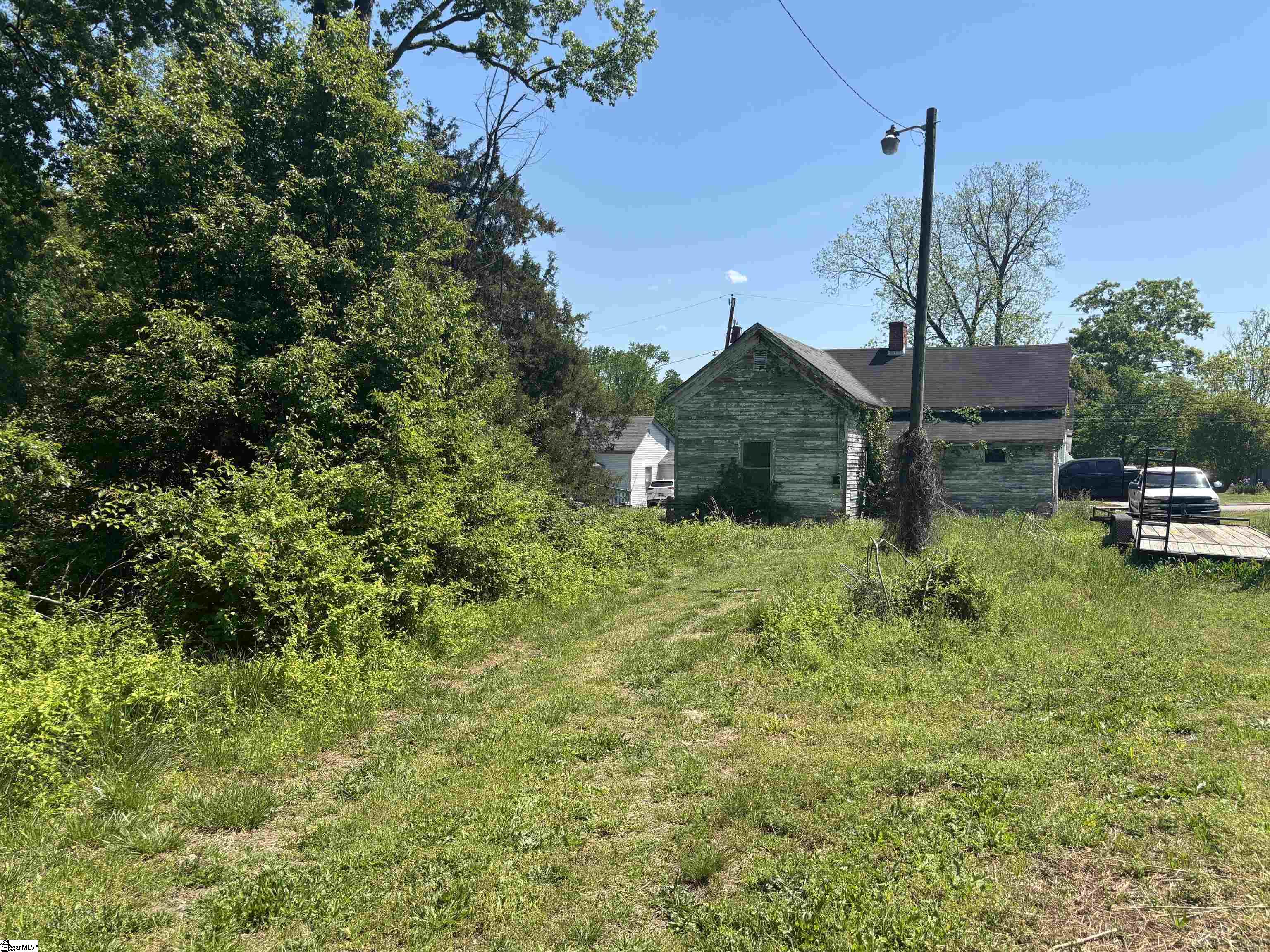 28 Copeland Laurens, SC 29360