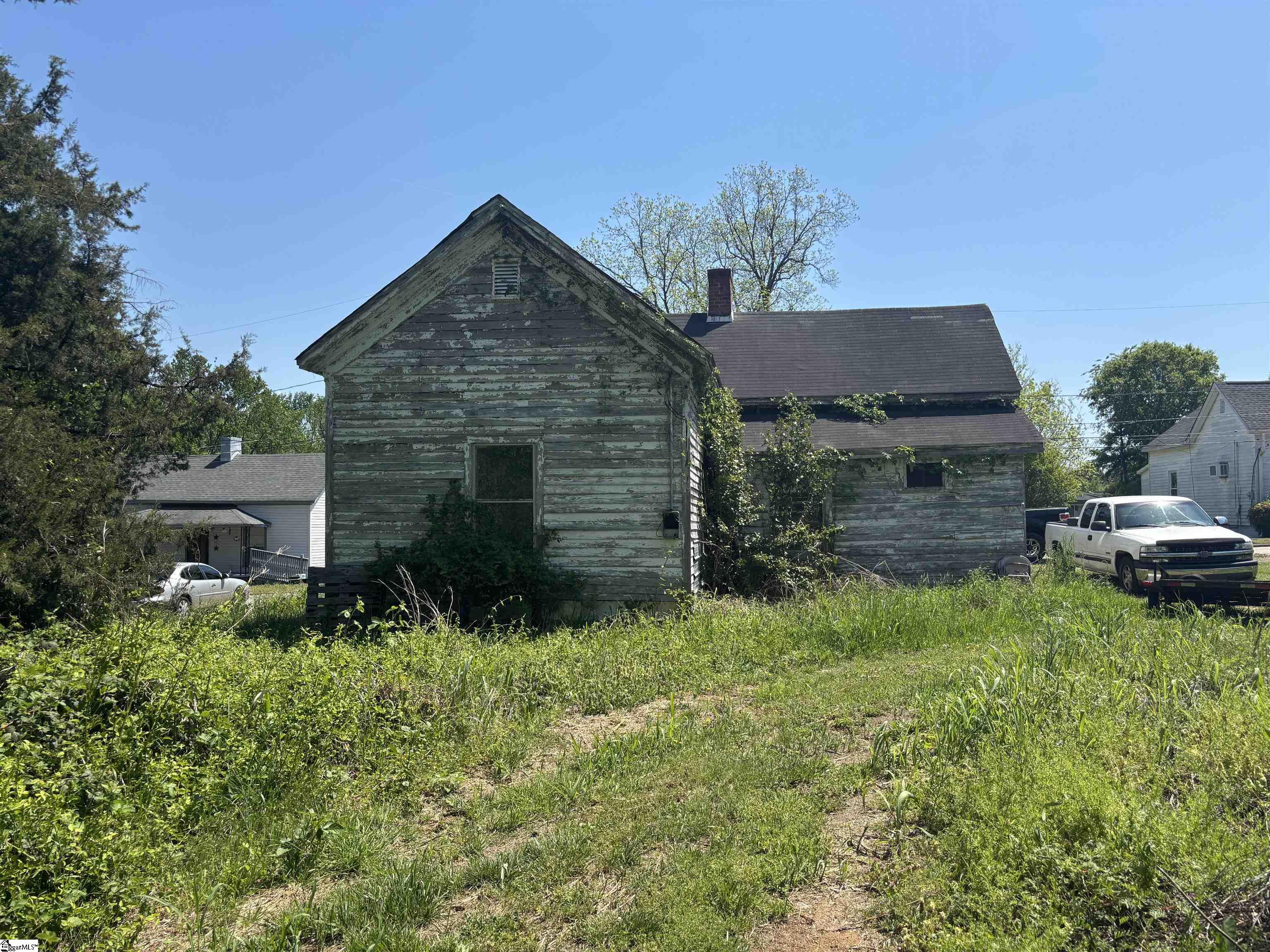 28 Copeland Laurens, SC 29360