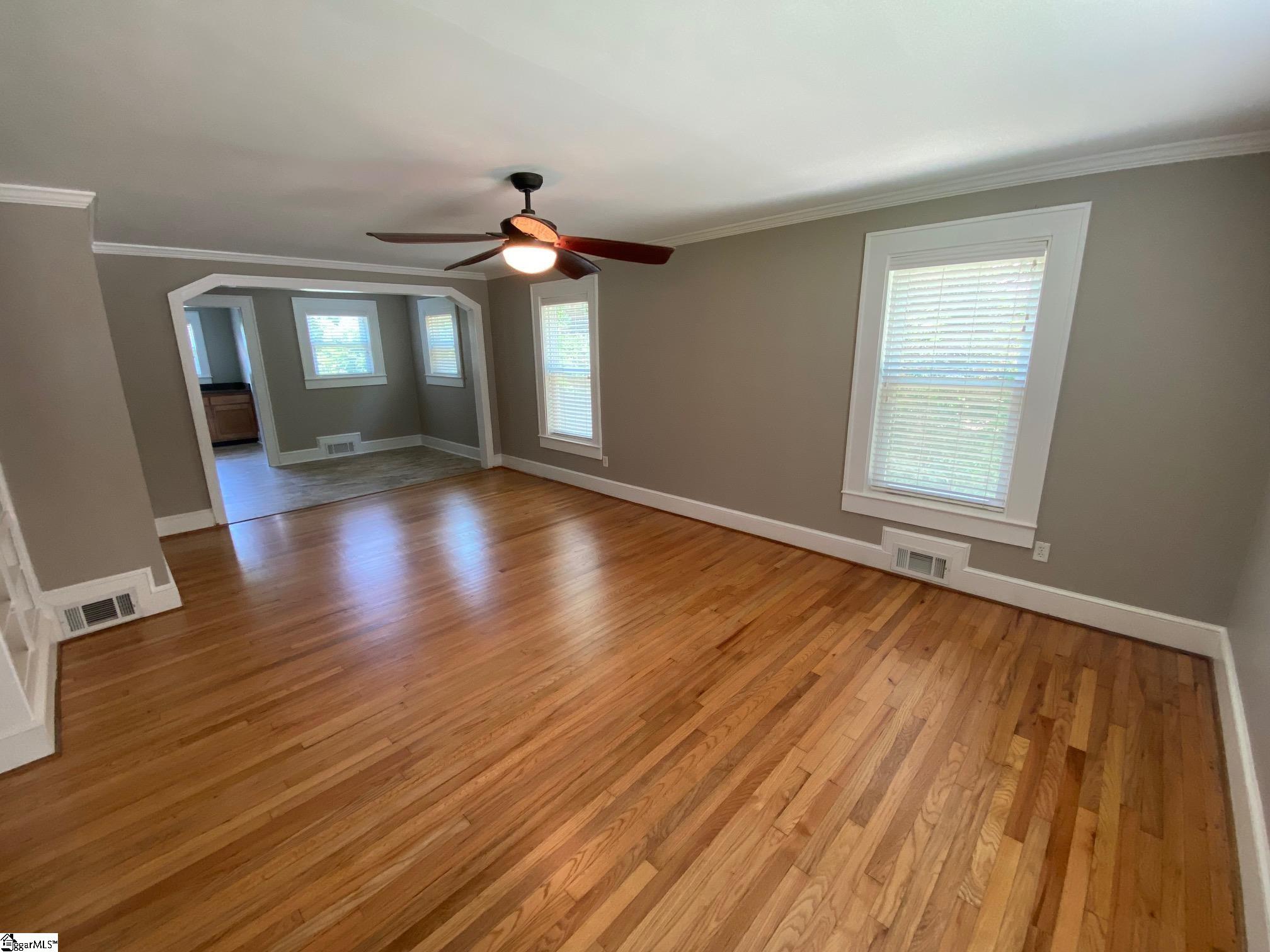 224 Irby Avenue Laurens, SC 29360