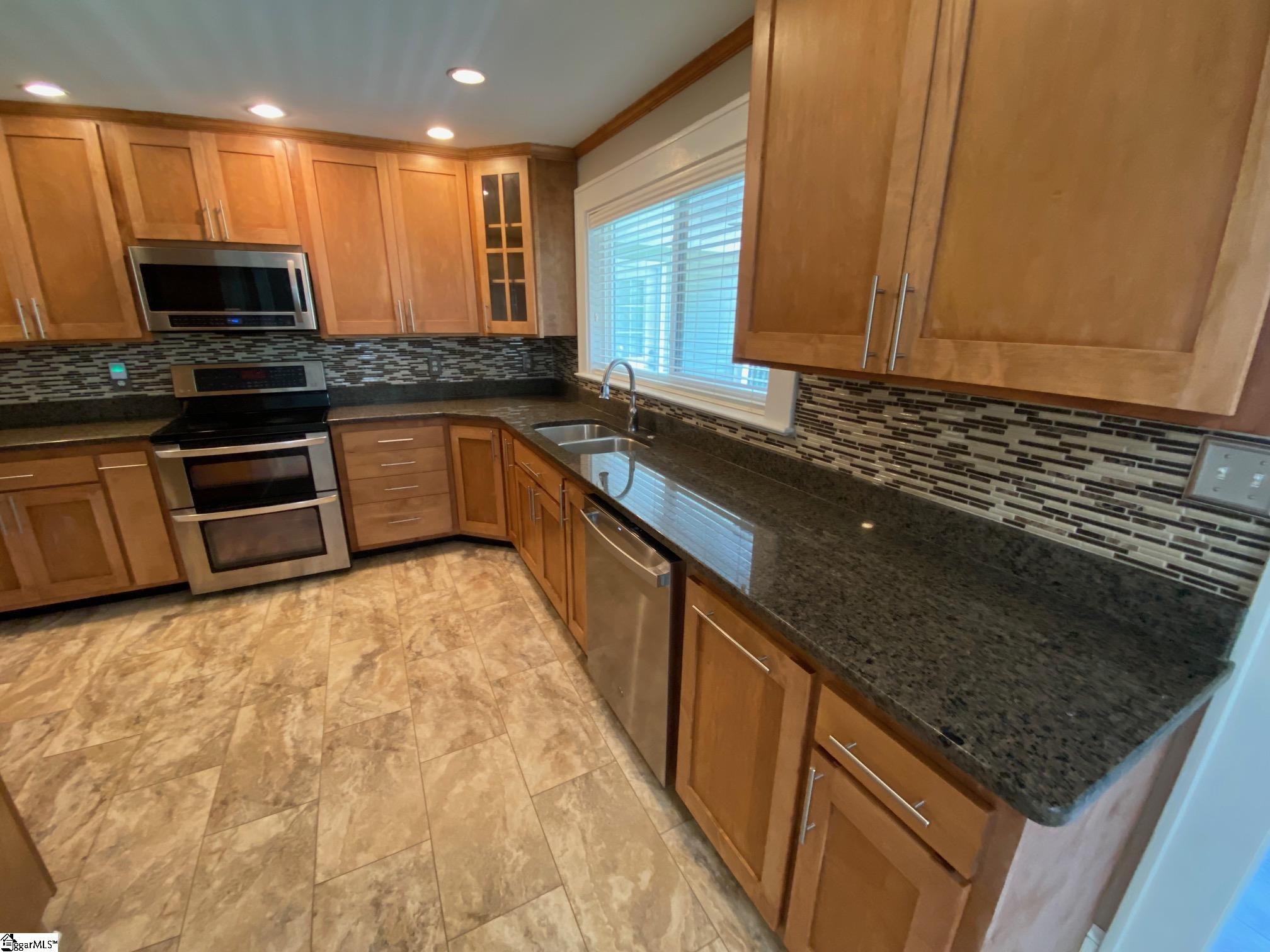 224 Irby Avenue Laurens, SC 29360