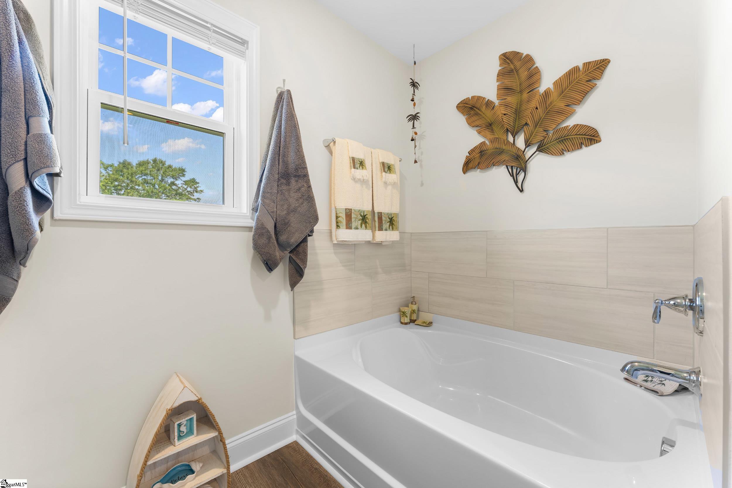 1110 Melford Avenue Wellford, SC 29385