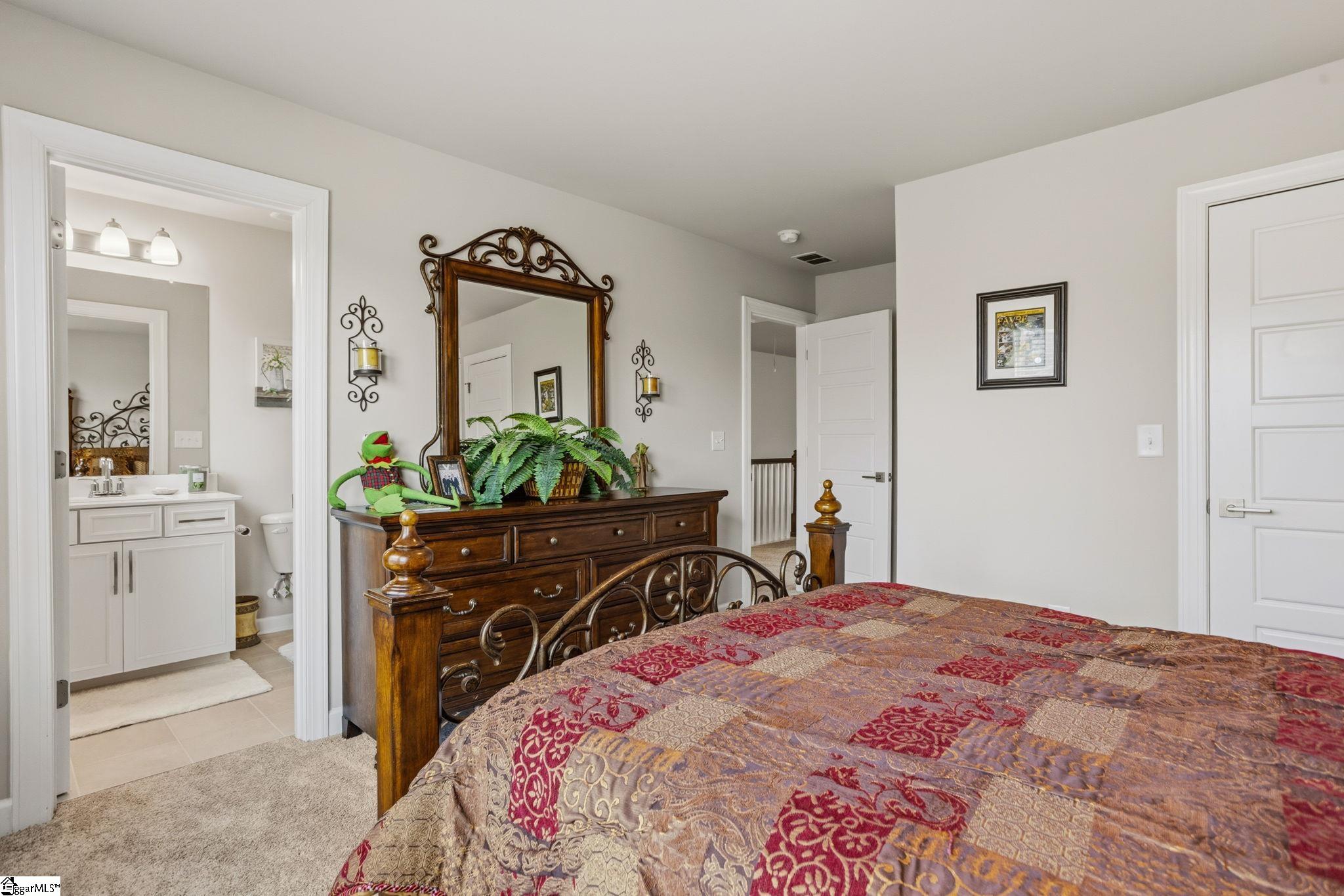 927 Whitemarsh Avenue Simpsonville, SC 29680